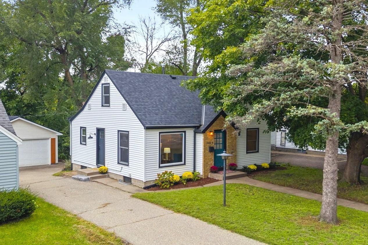 View of Residential at 3024 Texas Avenue, Saint Louis Park MN 55426, Saint Louis Park (4 of 46) - Mike Wilen | Minnesota Team Real Estate