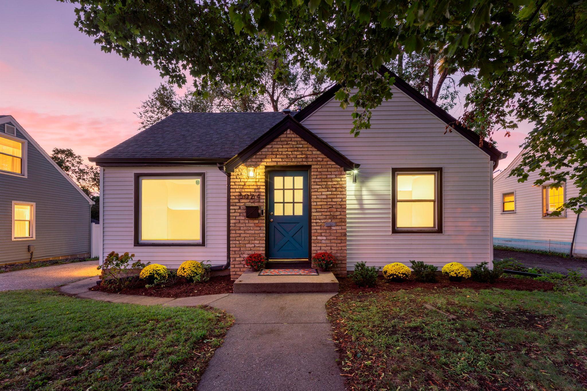 View of Residential at 3024 Texas Avenue, Saint Louis Park MN 55426, Saint Louis Park (46 of 46) - Mike Wilen | Minnesota Team Real Estate