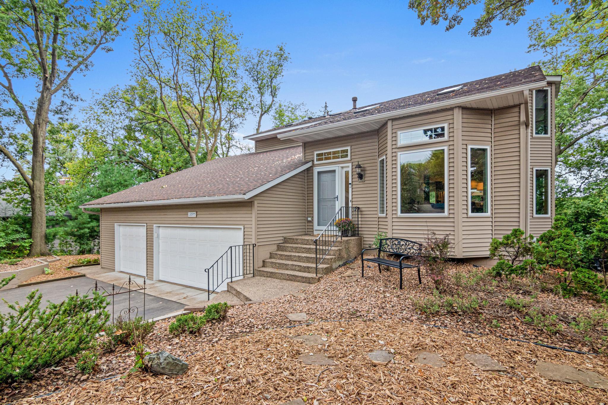 View of Residential at 13975 Granada Court, Apple Valley MN 55124, Apple Valley (27 of 28) - Mike Wilen | Minnesota Team Real Estate