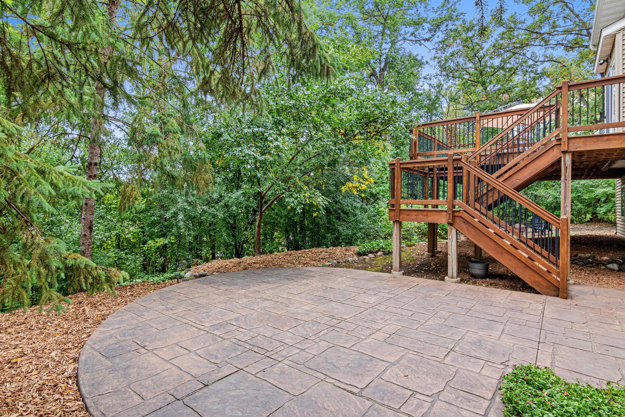 View of Residential at 13975 Granada Court, Apple Valley MN 55124, Apple Valley (25 of 28) - Mike Wilen | Minnesota Team Real Estate
