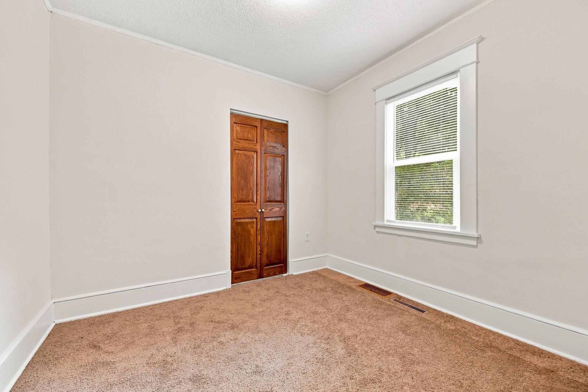 View of Residential at 1401 Hazel Street, Saint Paul MN 55119, Saint Paul (10 of 20) - Mike Wilen | Minnesota Team Real Estate