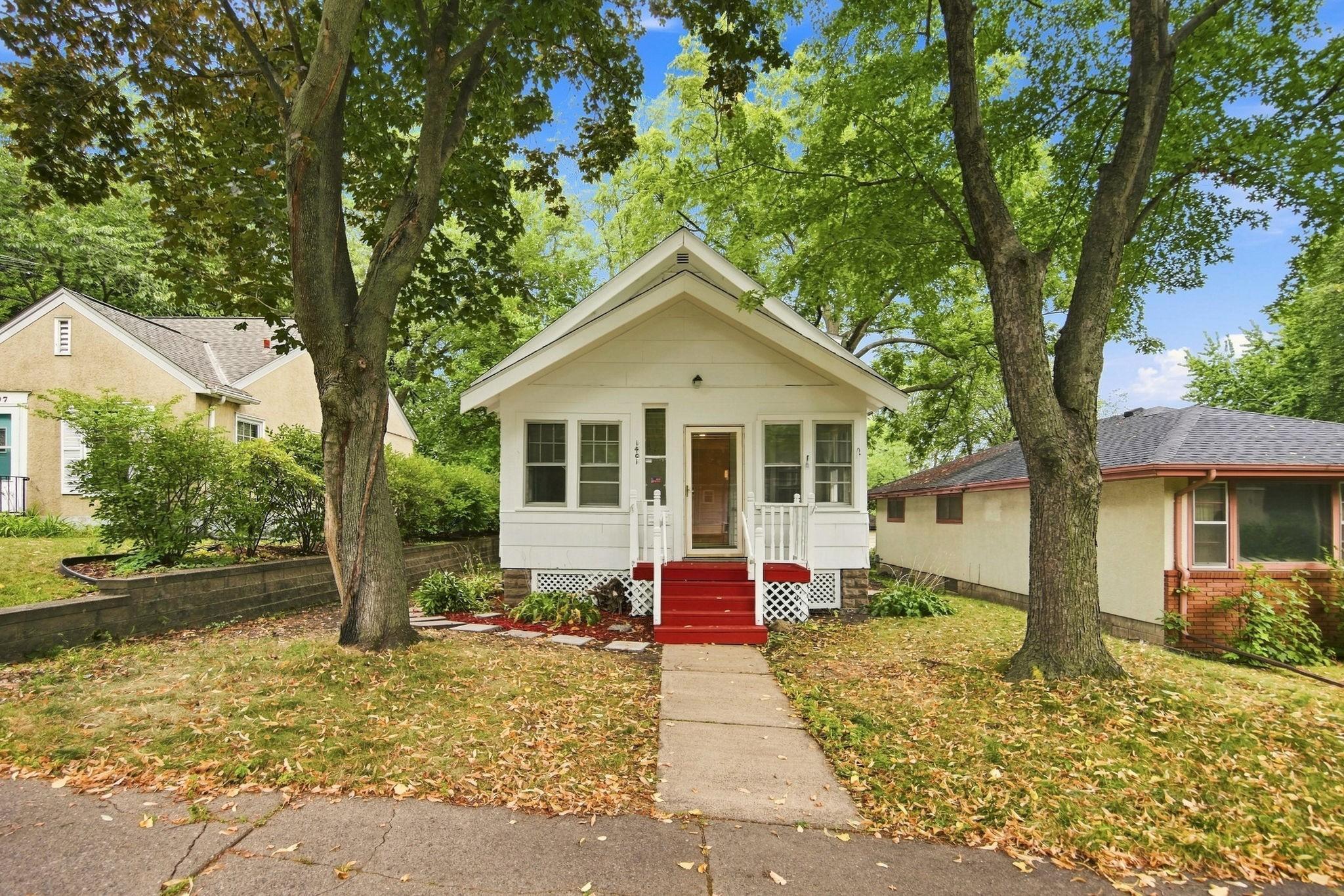 View of Single Family at 1401 Hazel Street, Saint Paul - Mike Wilen | Minnesota Team Real Estate