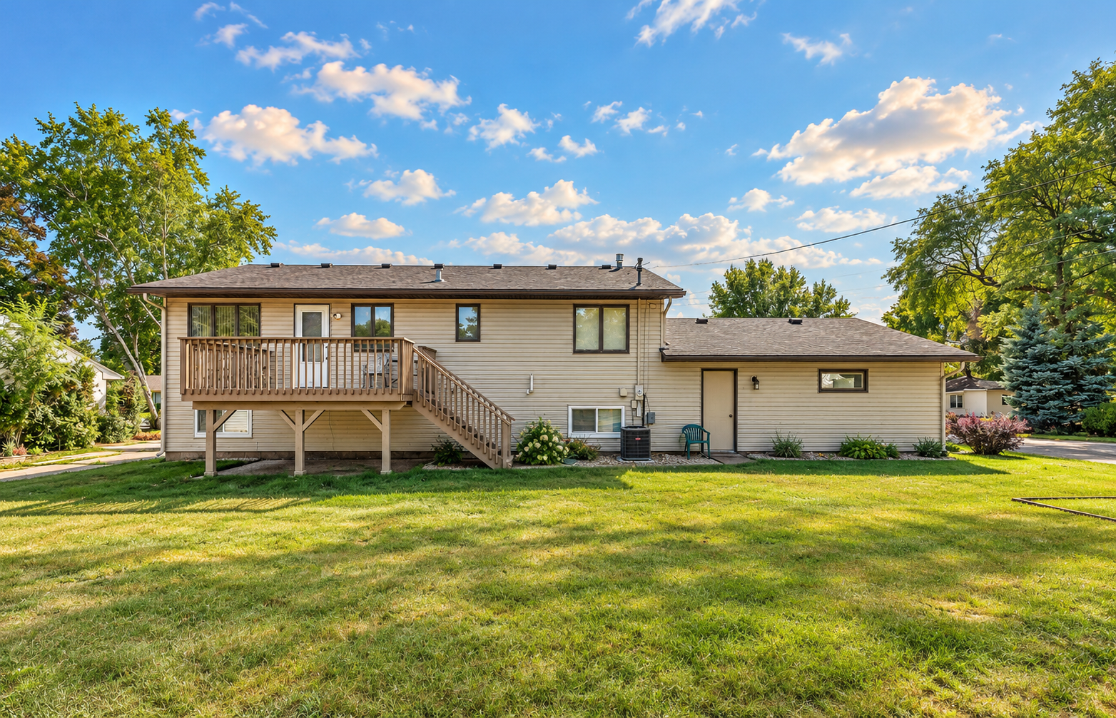 View of Residential at 361 Eldridge Avenue, Maplewood MN 55117, Maplewood (40 of 43) - Mike Wilen | Minnesota Team Real Estate