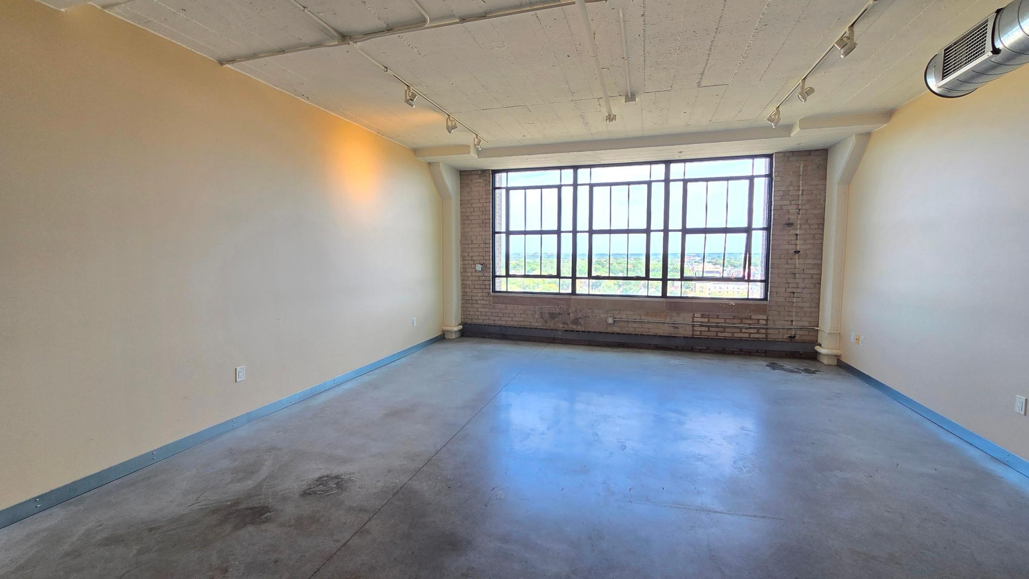 View of Residential at 2929 Chicago Avenue #902, Minneapolis MN 55407, Minneapolis (4 of 35) - Mike Wilen | Minnesota Team Real Estate