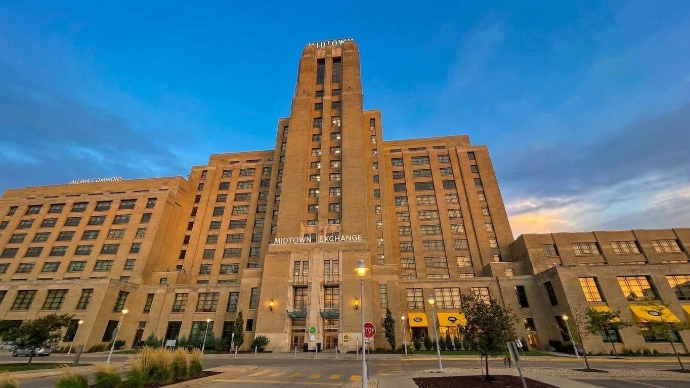 View of (CC) High Rise (4+ Levels) at 2929 Chicago Avenue, Minneapolis - Mike Wilen | Minnesota Team Real Estate