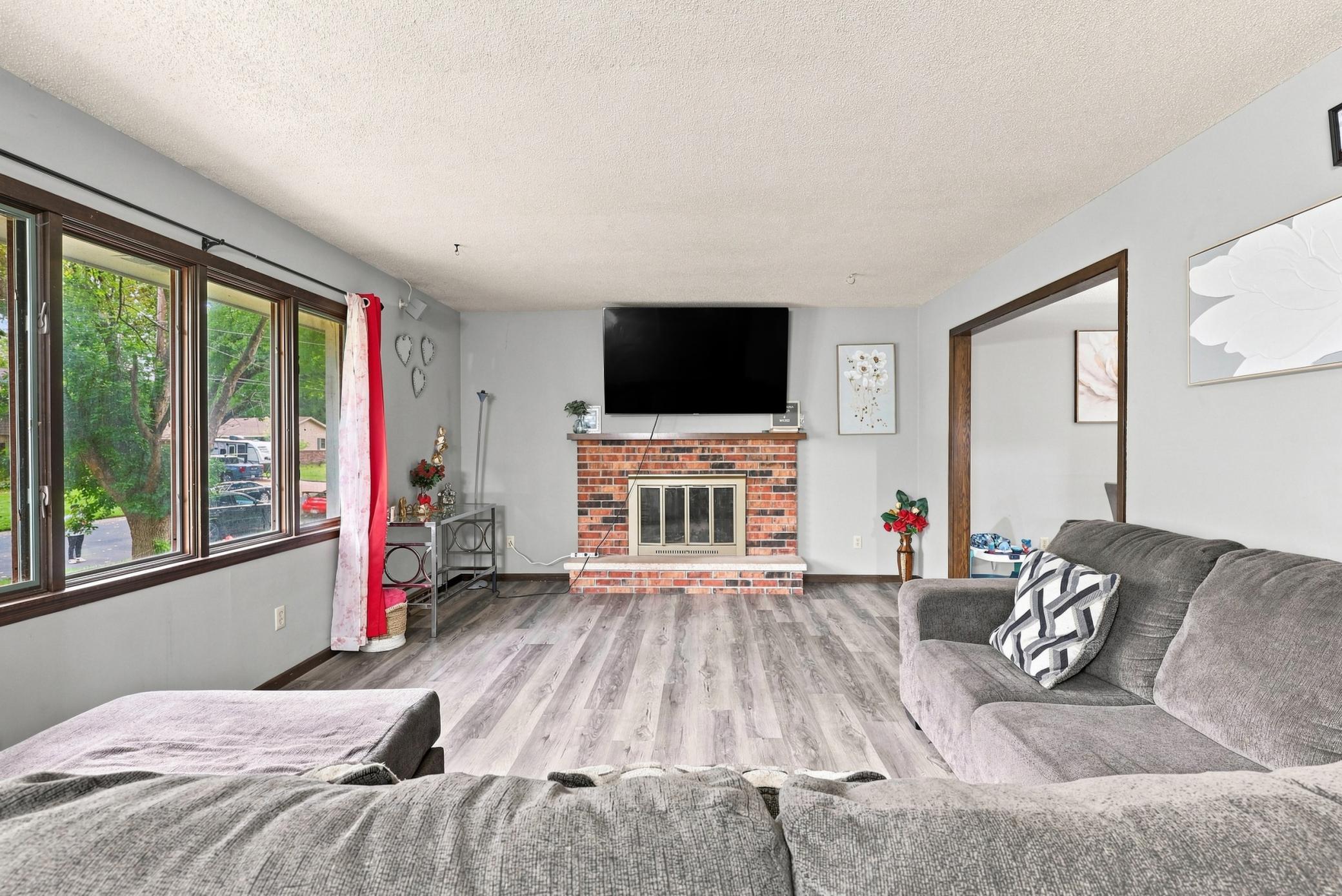 View of Residential at 10048 Upton Road, Bloomington MN 55431, Bloomington (11 of 43) - Mike Wilen | Minnesota Team Real Estate