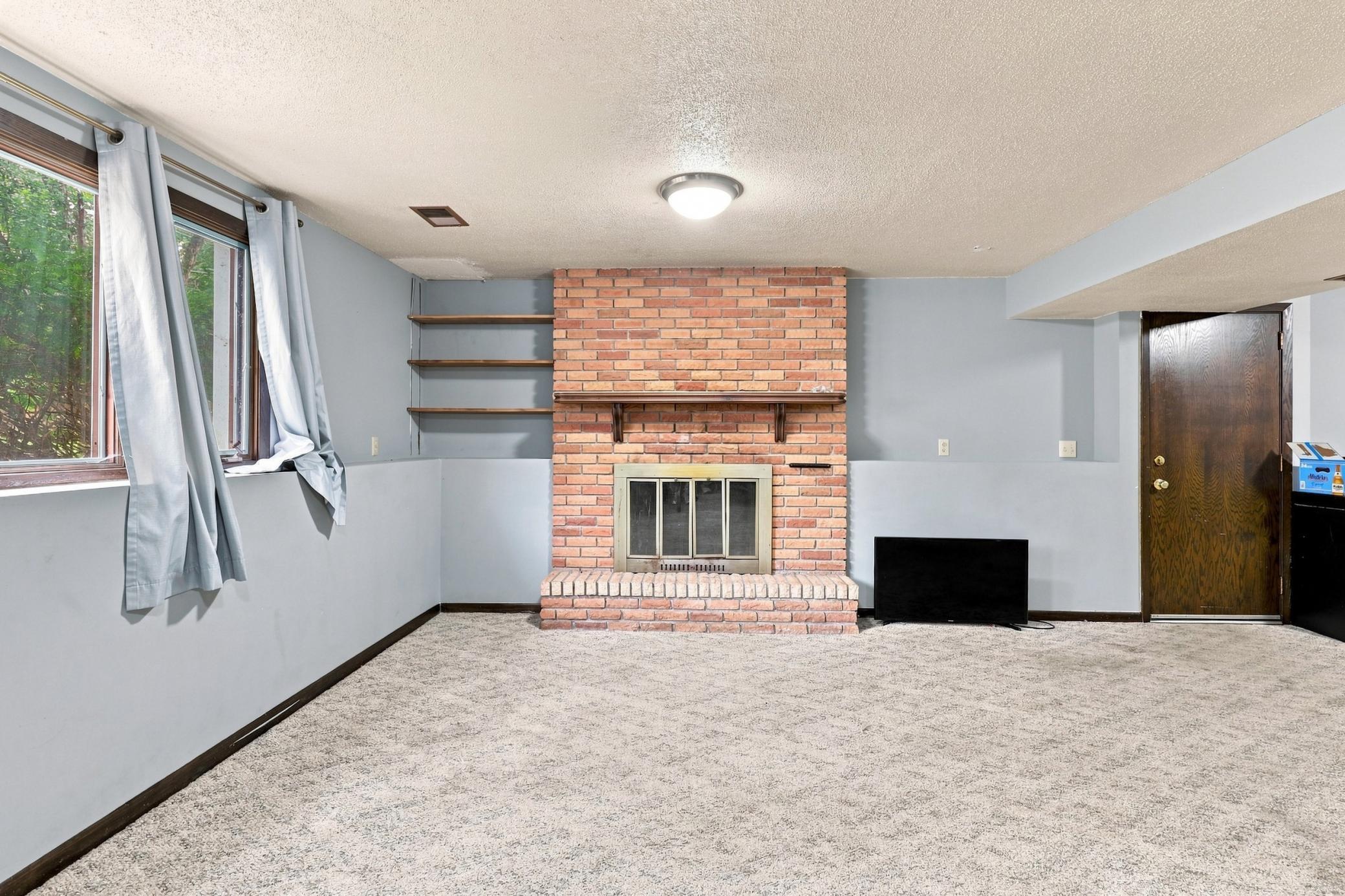 View of Residential at 10048 Upton Road, Bloomington MN 55431, Bloomington (22 of 43) - Mike Wilen | Minnesota Team Real Estate