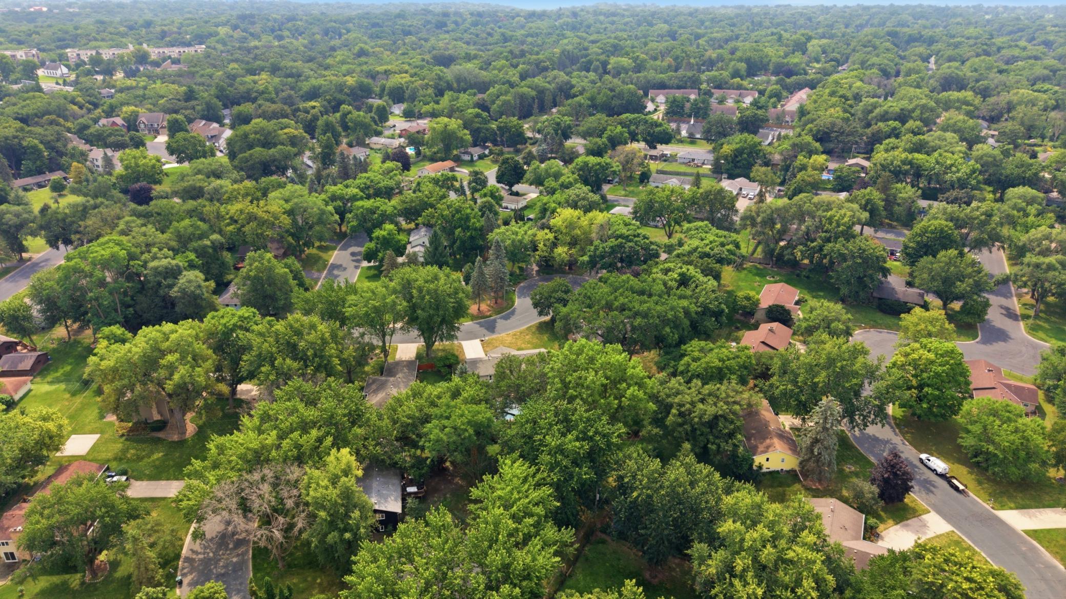 View of Residential at 10048 Upton Road, Bloomington MN 55431, Bloomington (41 of 43) - Mike Wilen | Minnesota Team Real Estate