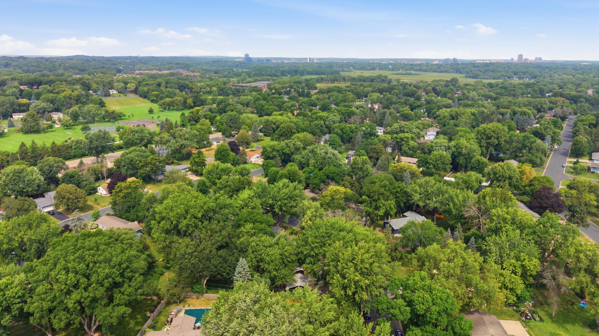 View of Residential at 10048 Upton Road, Bloomington MN 55431, Bloomington (43 of 43) - Mike Wilen | Minnesota Team Real Estate
