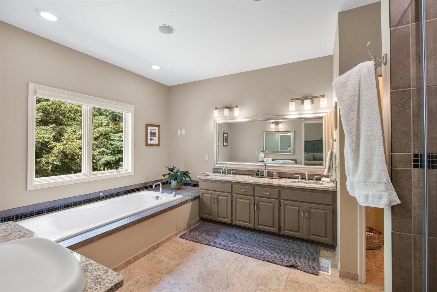 View of Residential at 16010 45th Avenue, Plymouth MN 55446, Plymouth (21 of 43) - Mike Wilen | Minnesota Team Real Estate