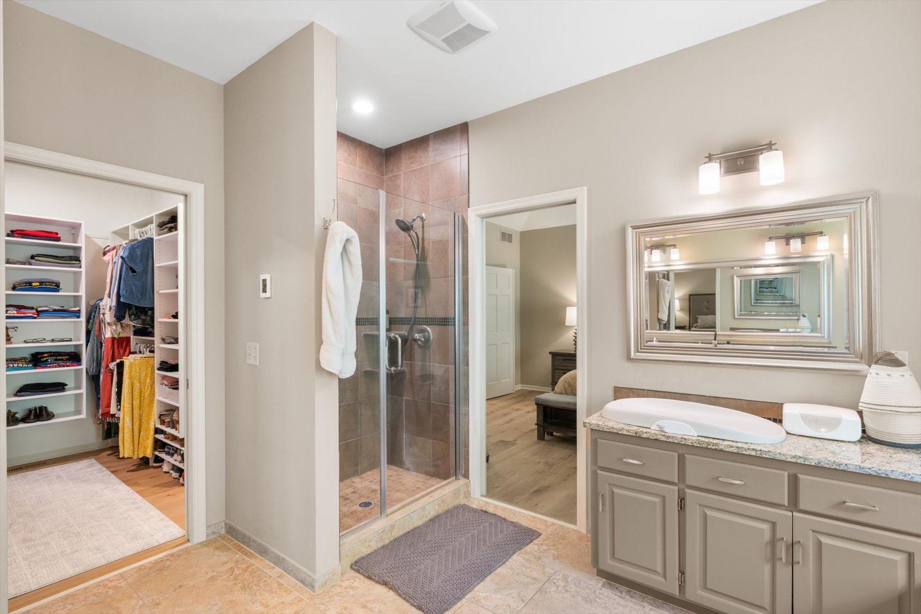 View of Residential at 16010 45th Avenue, Plymouth MN 55446, Plymouth (23 of 43) - Mike Wilen | Minnesota Team Real Estate