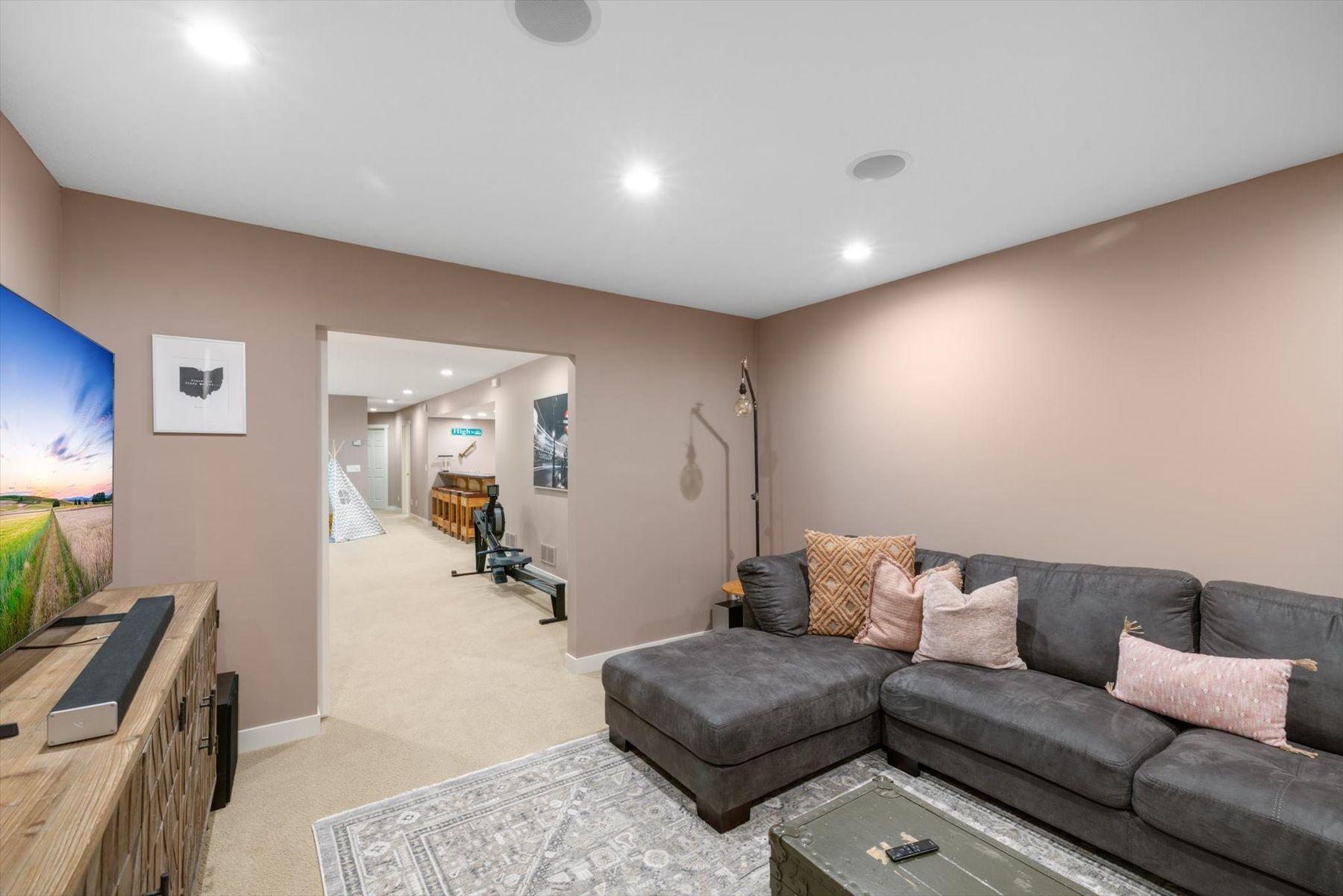 View of Residential at 16010 45th Avenue, Plymouth MN 55446, Plymouth (35 of 43) - Mike Wilen | Minnesota Team Real Estate