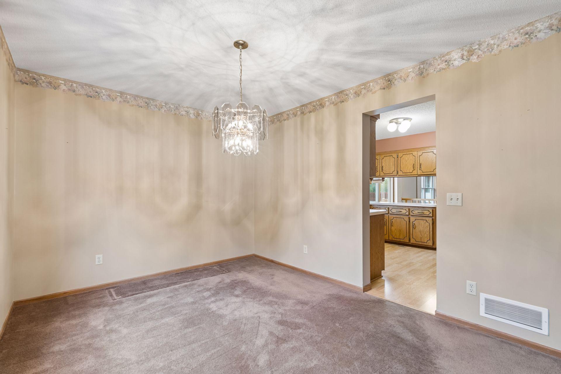 View of Residential at 9119 Nantwick Ridge, Brooklyn Park MN 55443, Brooklyn Park (11 of 47) - Mike Wilen | Minnesota Team Real Estate