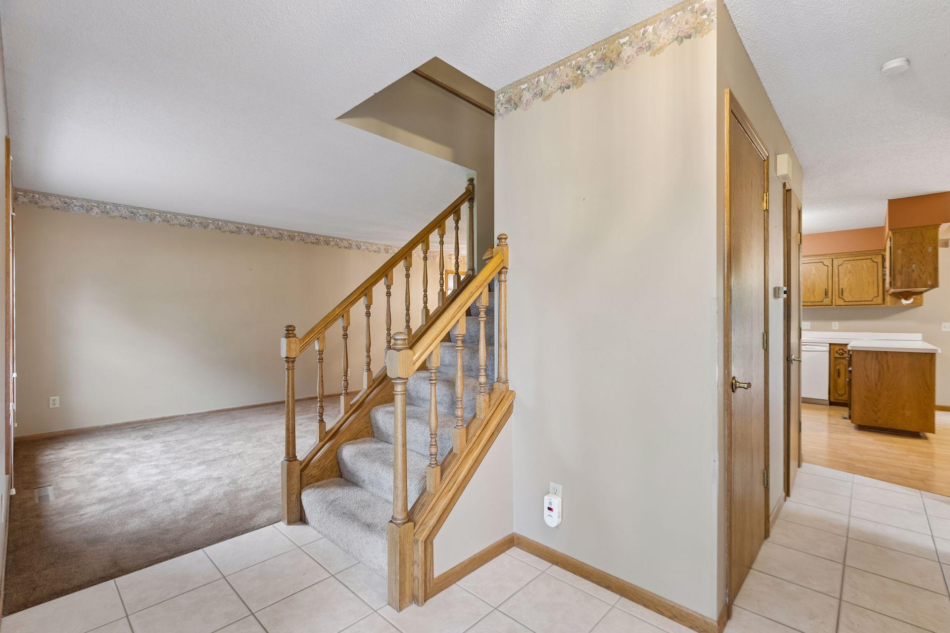 View of Residential at 9119 Nantwick Ridge, Brooklyn Park MN 55443, Brooklyn Park (6 of 47) - Mike Wilen | Minnesota Team Real Estate