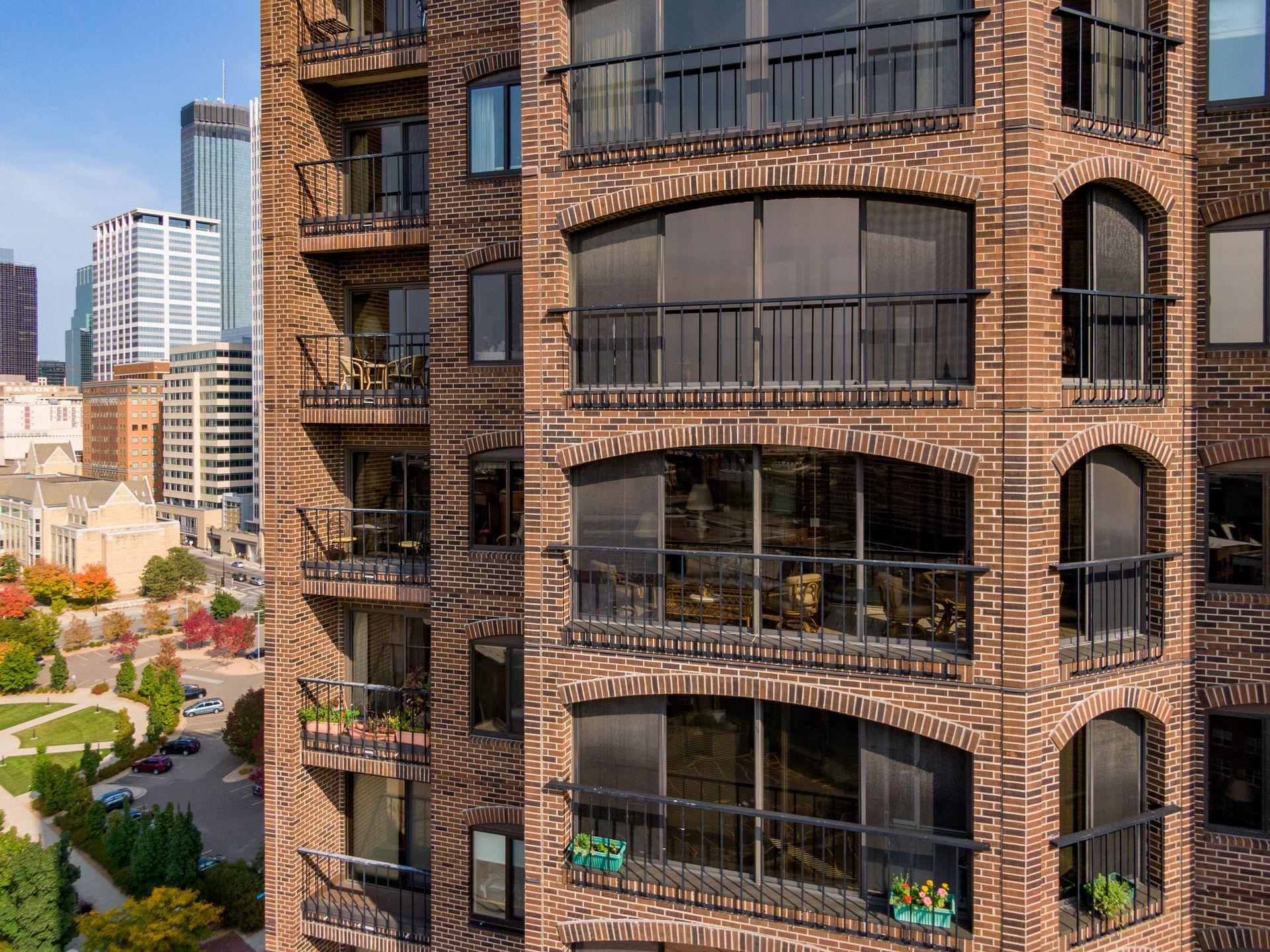 View of Residential at 1201 Yale Place #407, Minneapolis MN 55403, Minneapolis (87 of 102) - Mike Wilen | Minnesota Team Real Estate