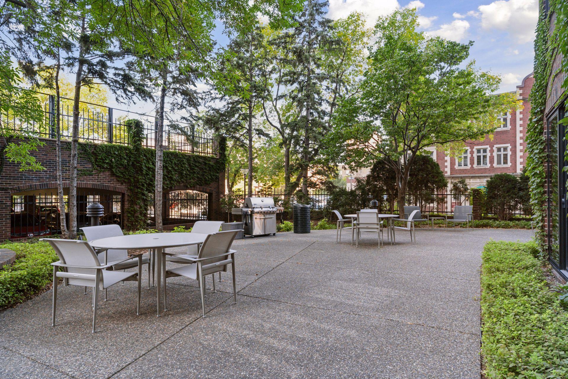 View of Residential at 1201 Yale Place #407, Minneapolis MN 55403, Minneapolis (76 of 102) - Mike Wilen | Minnesota Team Real Estate