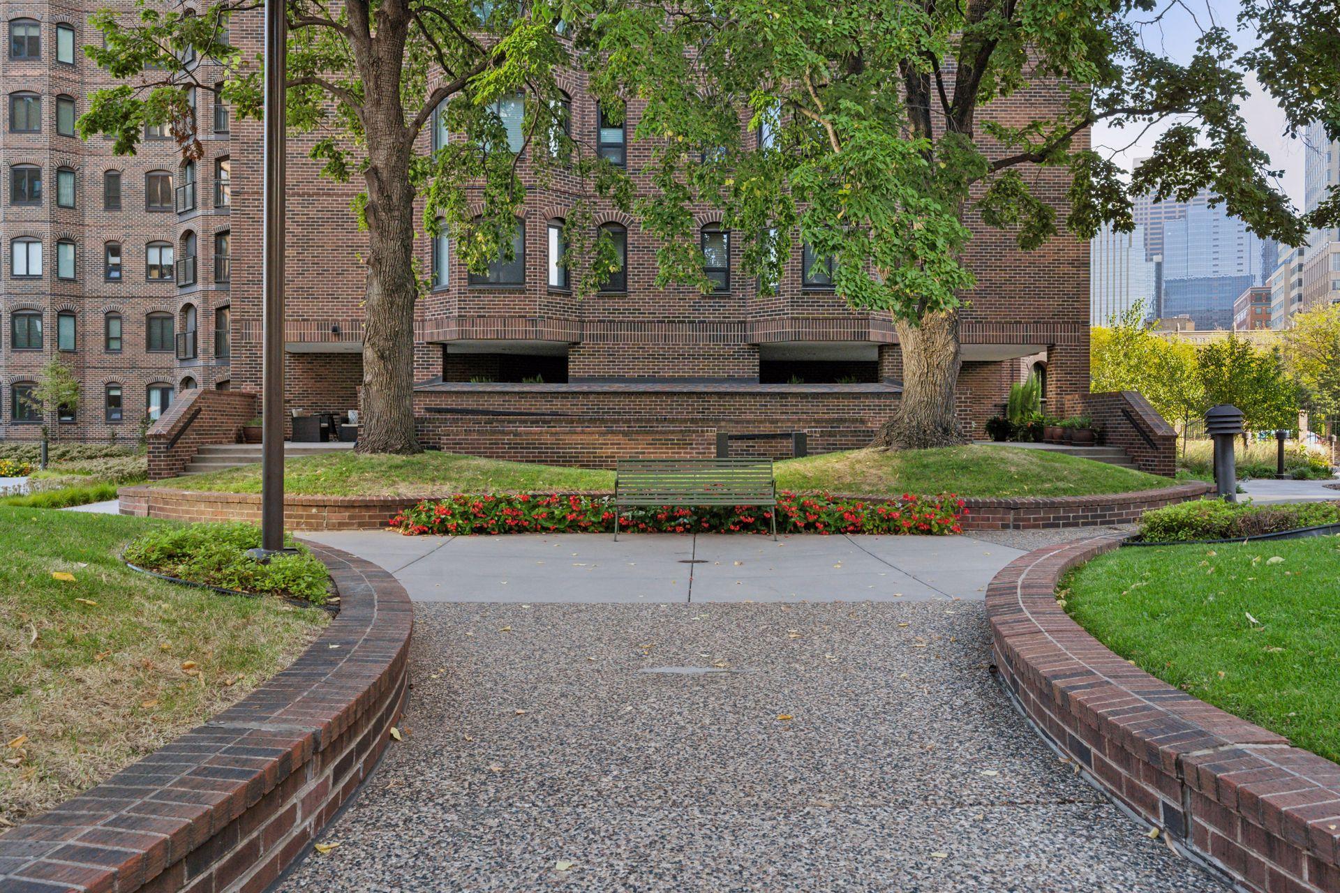 View of Residential at 1201 Yale Place #407, Minneapolis MN 55403, Minneapolis (45 of 102) - Mike Wilen | Minnesota Team Real Estate