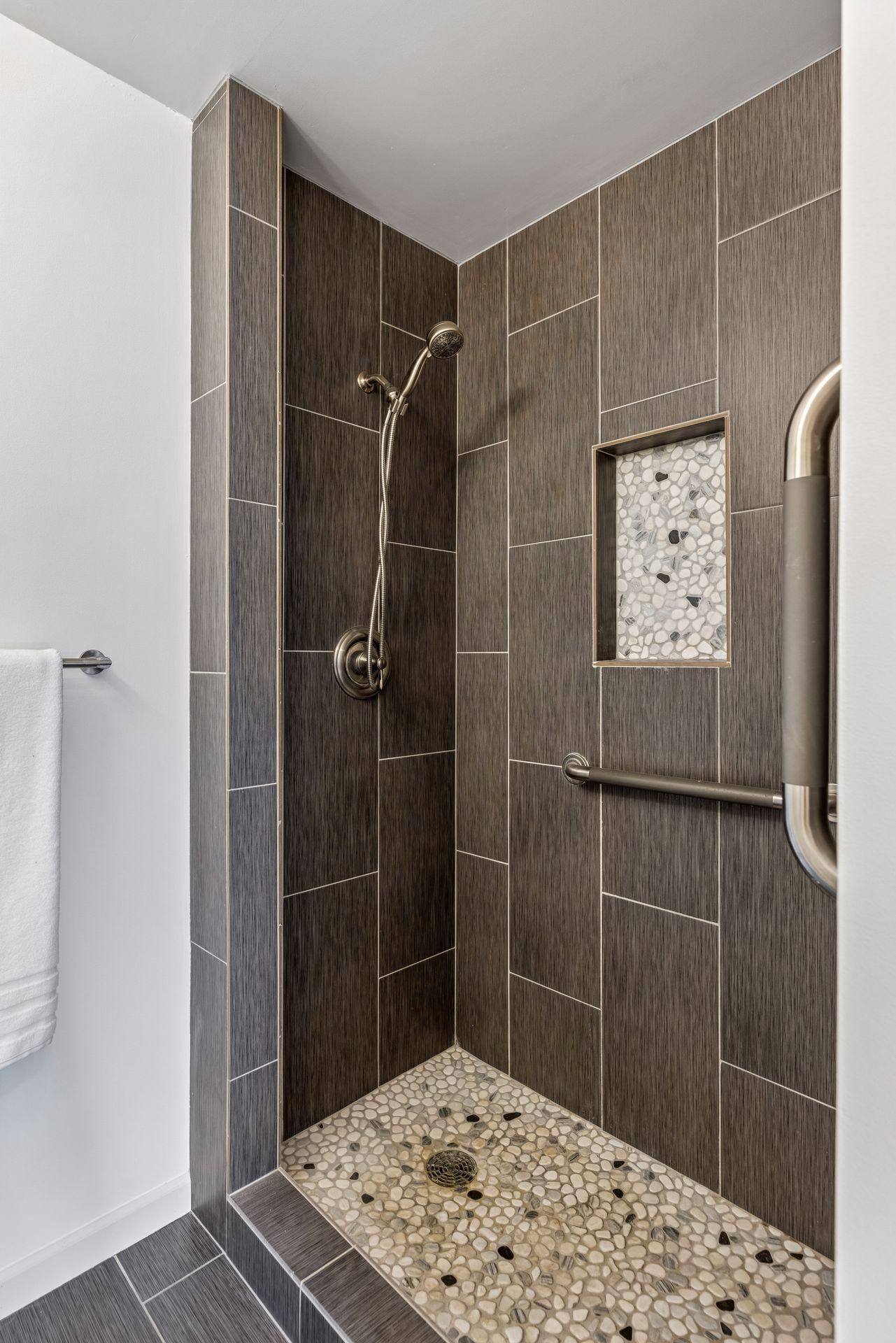 View of Residential at 1201 Yale Place #407, Minneapolis MN 55403, Minneapolis (29 of 102) - Mike Wilen | Minnesota Team Real Estate