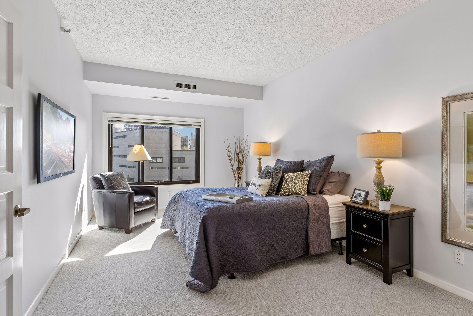 View of Residential at 1201 Yale Place #407, Minneapolis MN 55403, Minneapolis (26 of 102) - Mike Wilen | Minnesota Team Real Estate