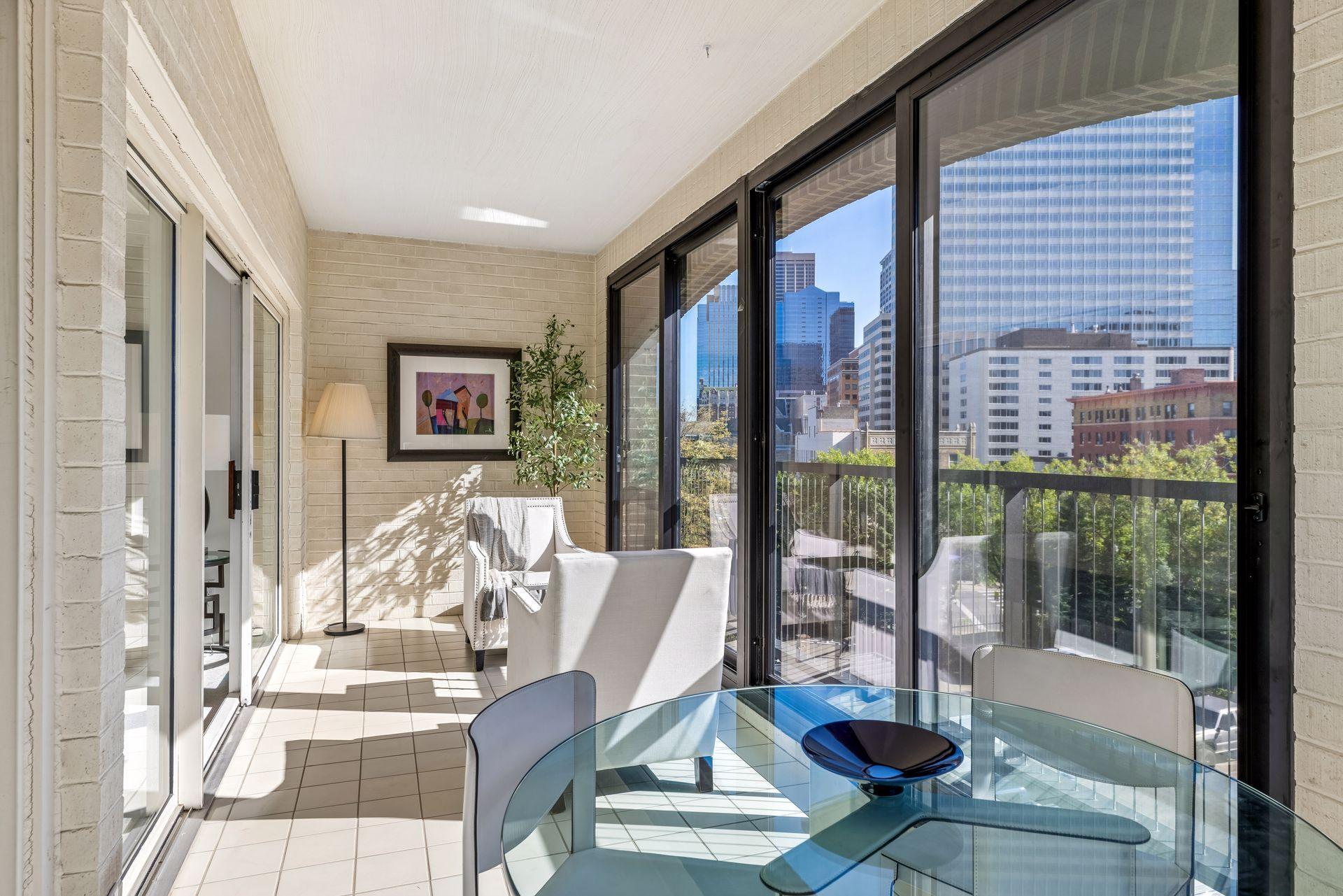 View of Residential at 1201 Yale Place #407, Minneapolis MN 55403, Minneapolis (20 of 102) - Mike Wilen | Minnesota Team Real Estate