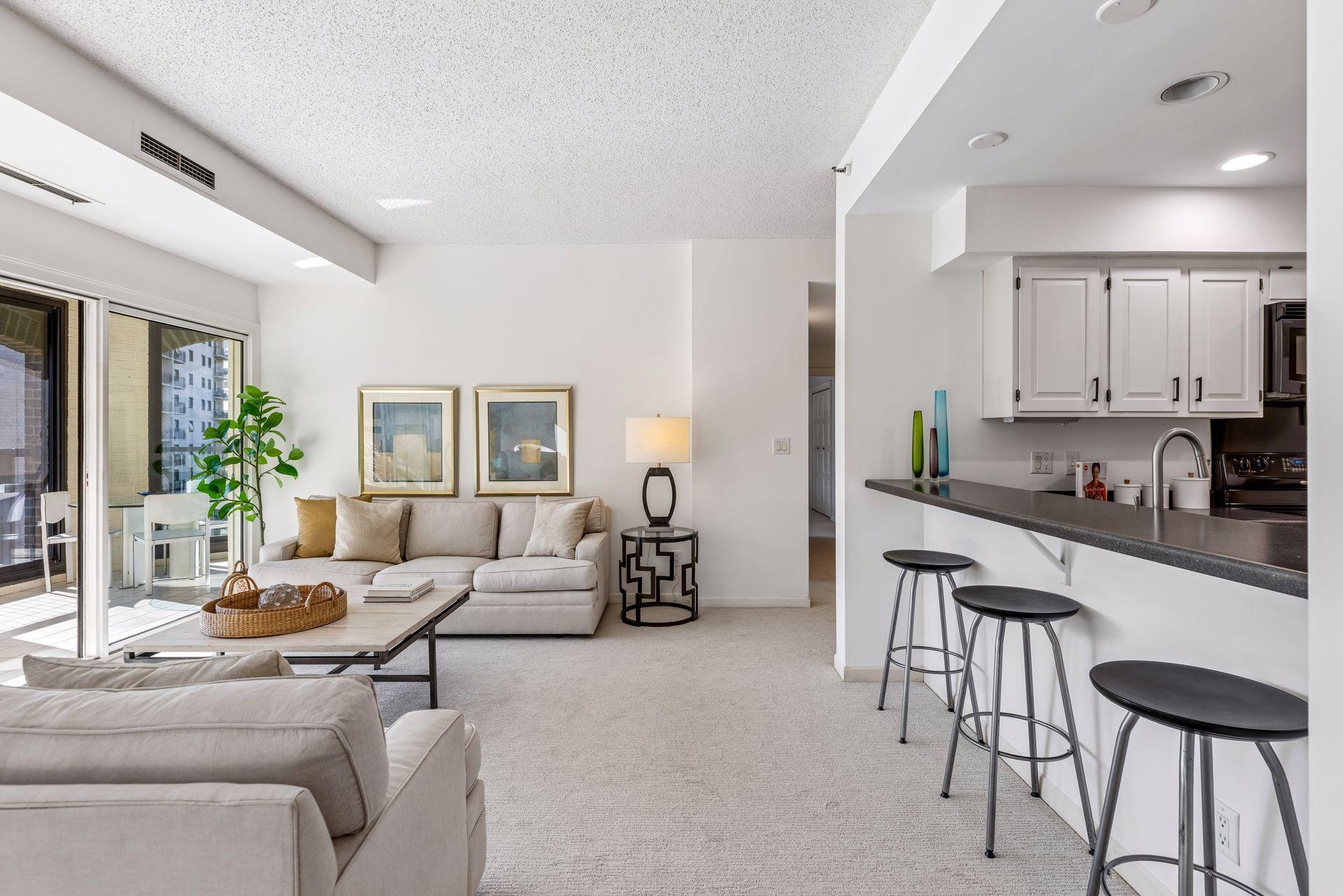 View of Residential at 1201 Yale Place #407, Minneapolis MN 55403, Minneapolis (4 of 102) - Mike Wilen | Minnesota Team Real Estate