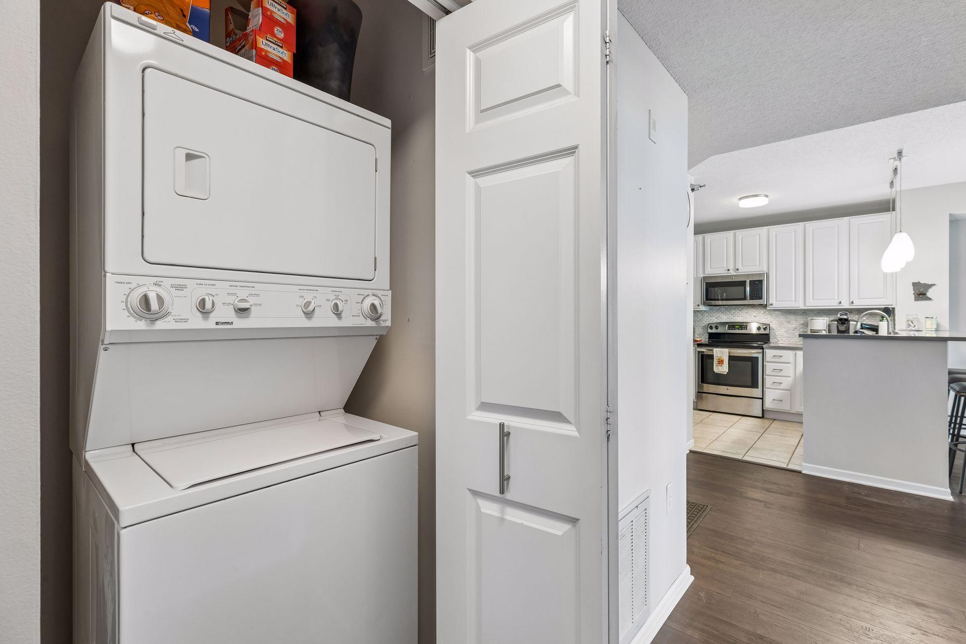 View of Residential at 680 2nd Street #401, Minneapolis MN 55401, Minneapolis (26 of 31) - Mike Wilen | Minnesota Team Real Estate