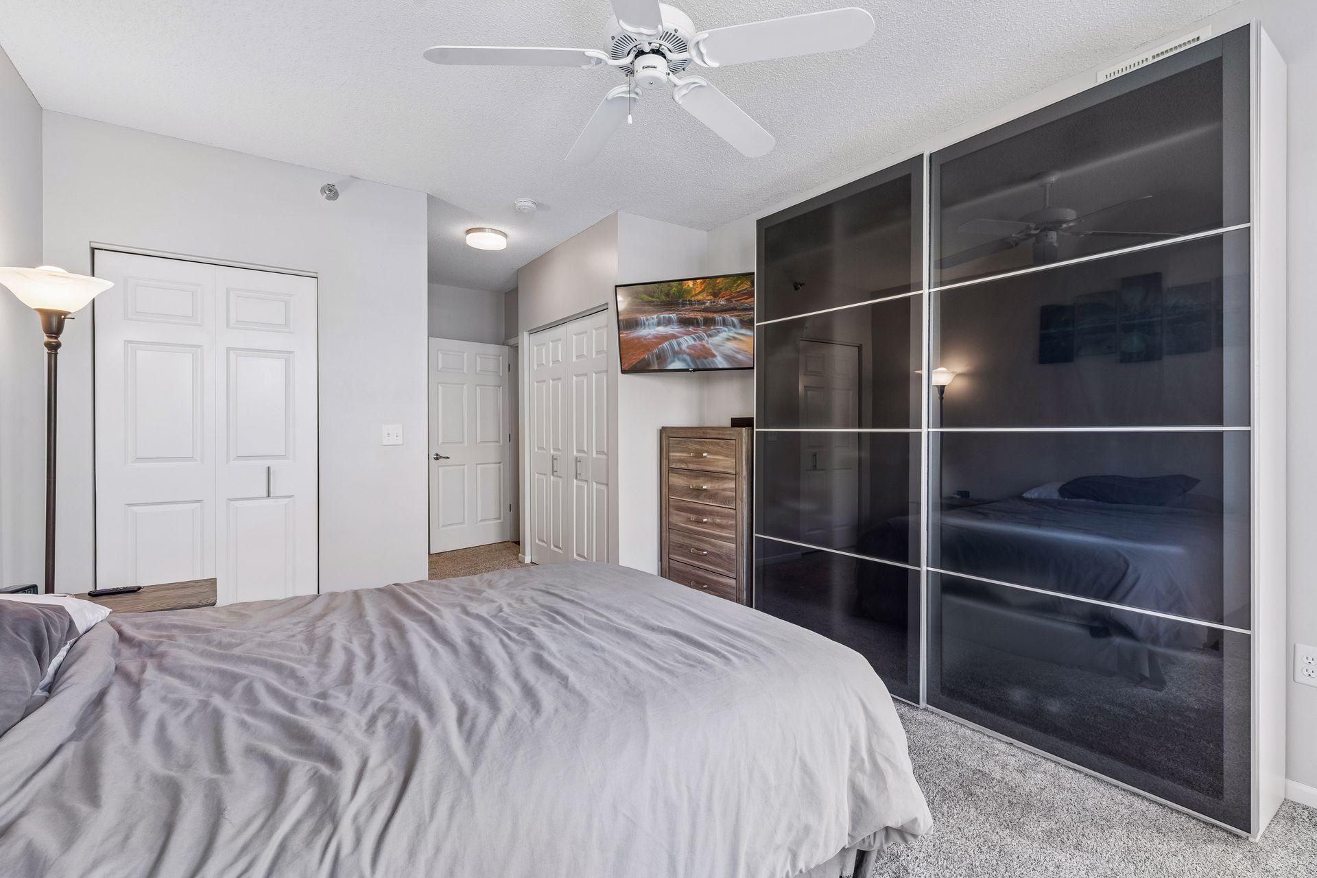 View of Residential at 680 2nd Street #401, Minneapolis MN 55401, Minneapolis (23 of 31) - Mike Wilen | Minnesota Team Real Estate