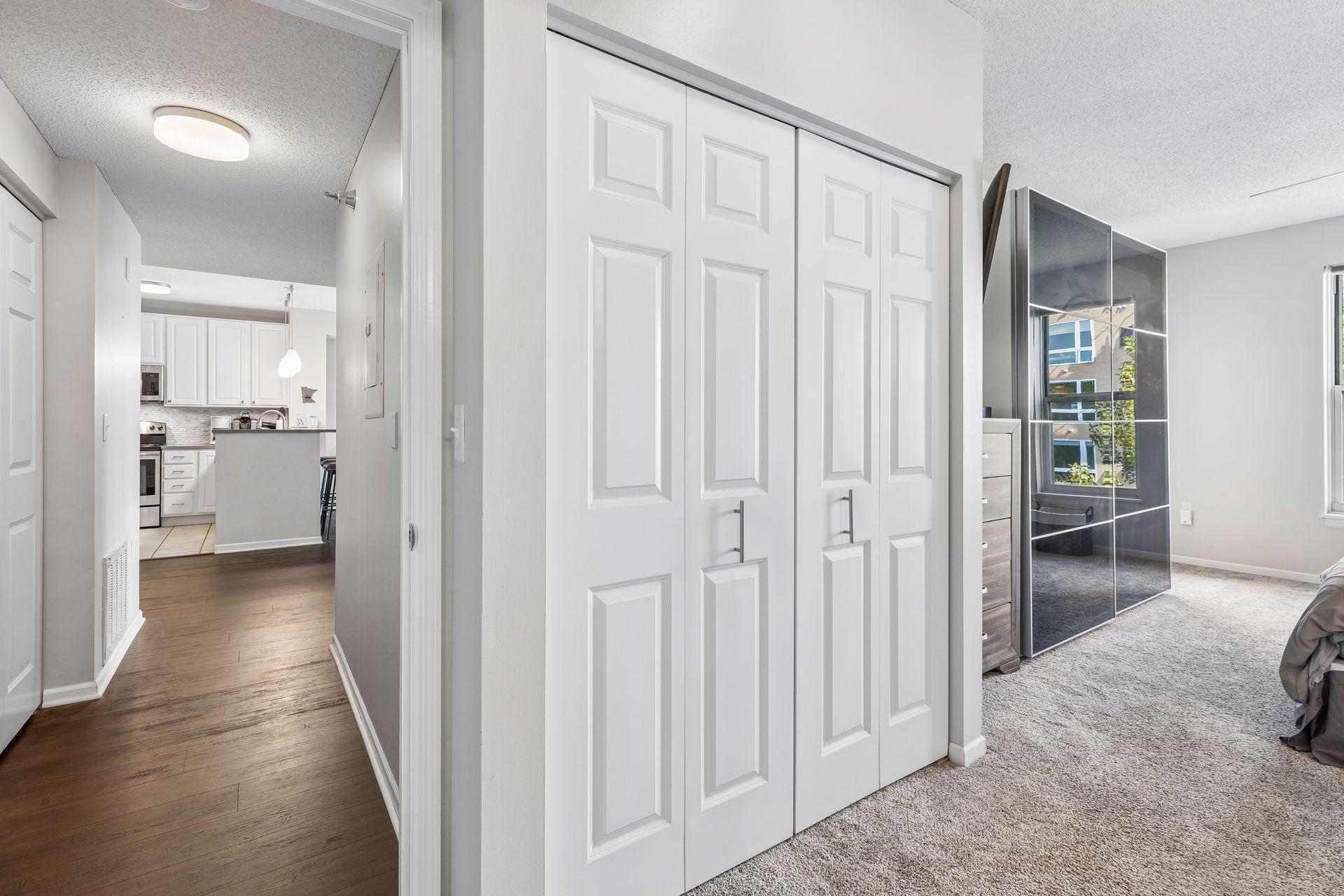 View of Residential at 680 2nd Street #401, Minneapolis MN 55401, Minneapolis (20 of 31) - Mike Wilen | Minnesota Team Real Estate