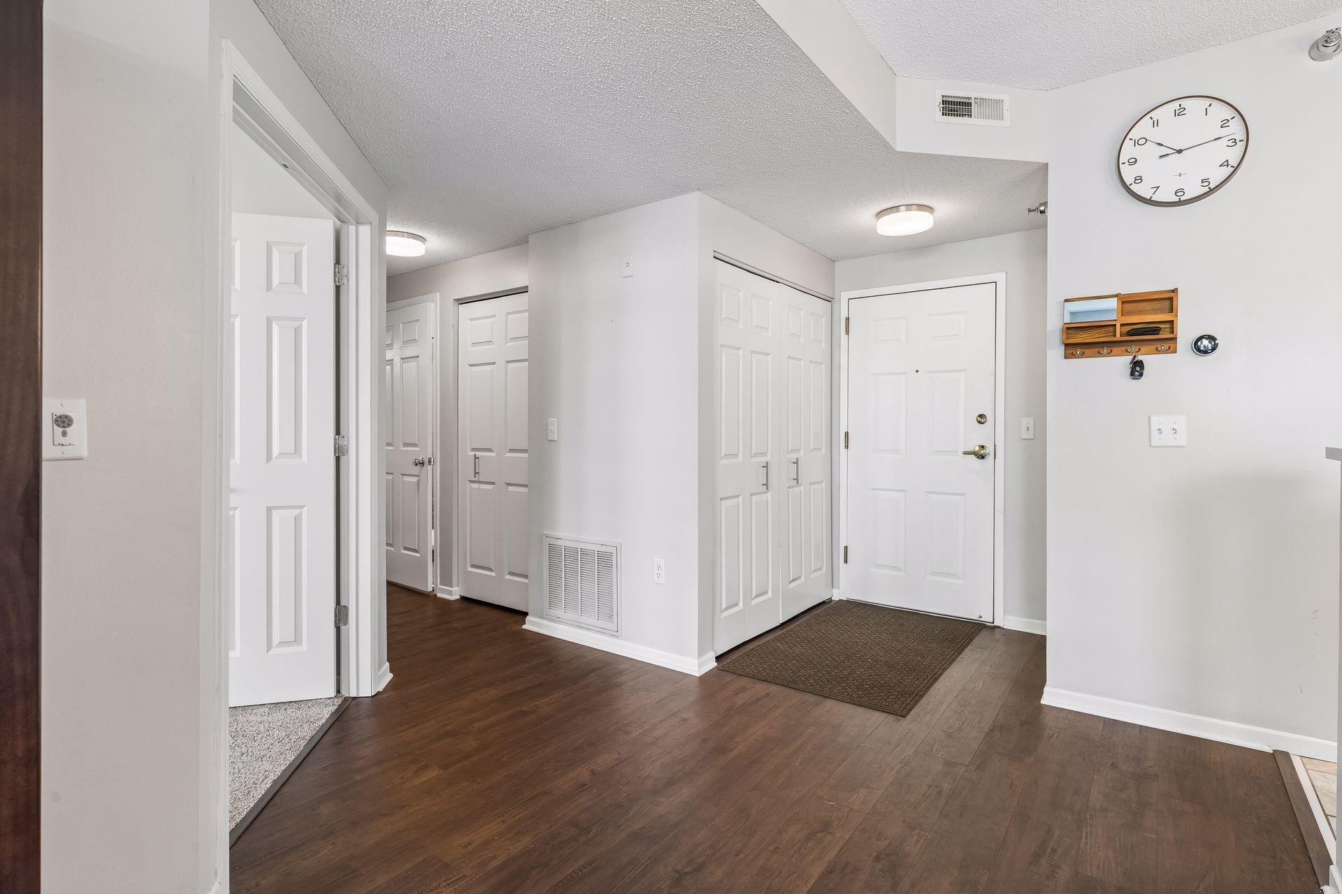 View of Residential at 680 2nd Street #401, Minneapolis MN 55401, Minneapolis (4 of 31) - Mike Wilen | Minnesota Team Real Estate