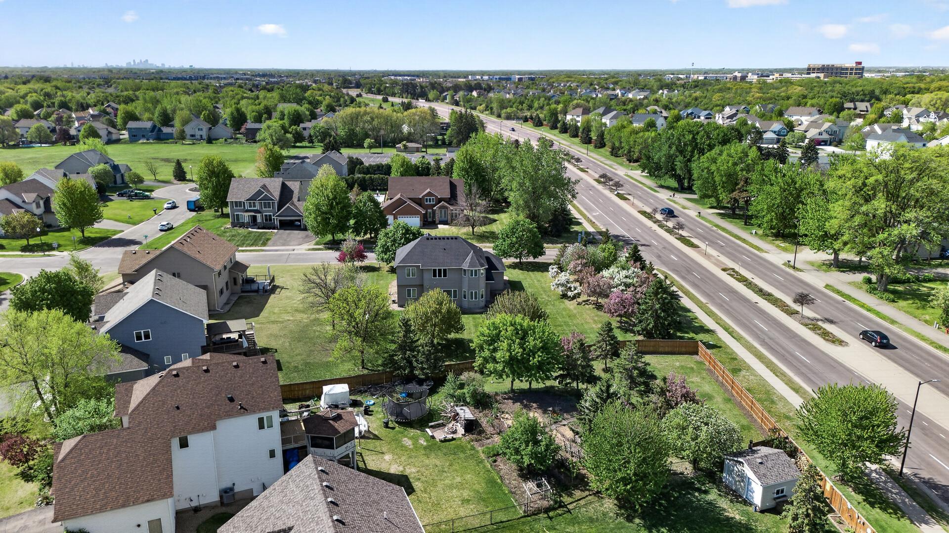 View of Residential at 6206 106th Avenue, Brooklyn Park MN 55443, Brooklyn Park (12 of 14) - Mike Wilen | Minnesota Team Real Estate