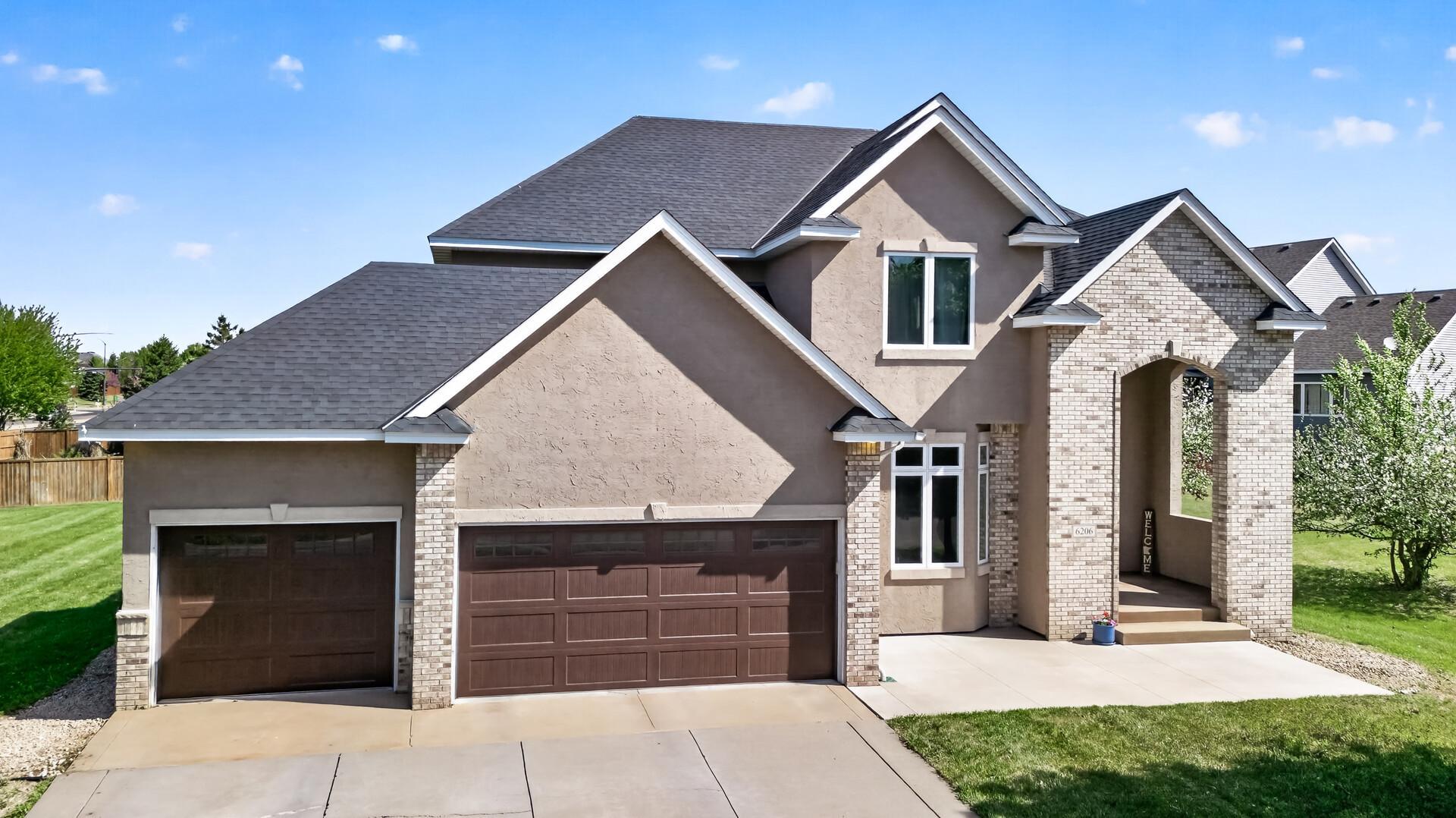 View of Residential at 6206 106th Avenue, Brooklyn Park MN 55443, Brooklyn Park (2 of 14) - Mike Wilen | Minnesota Team Real Estate