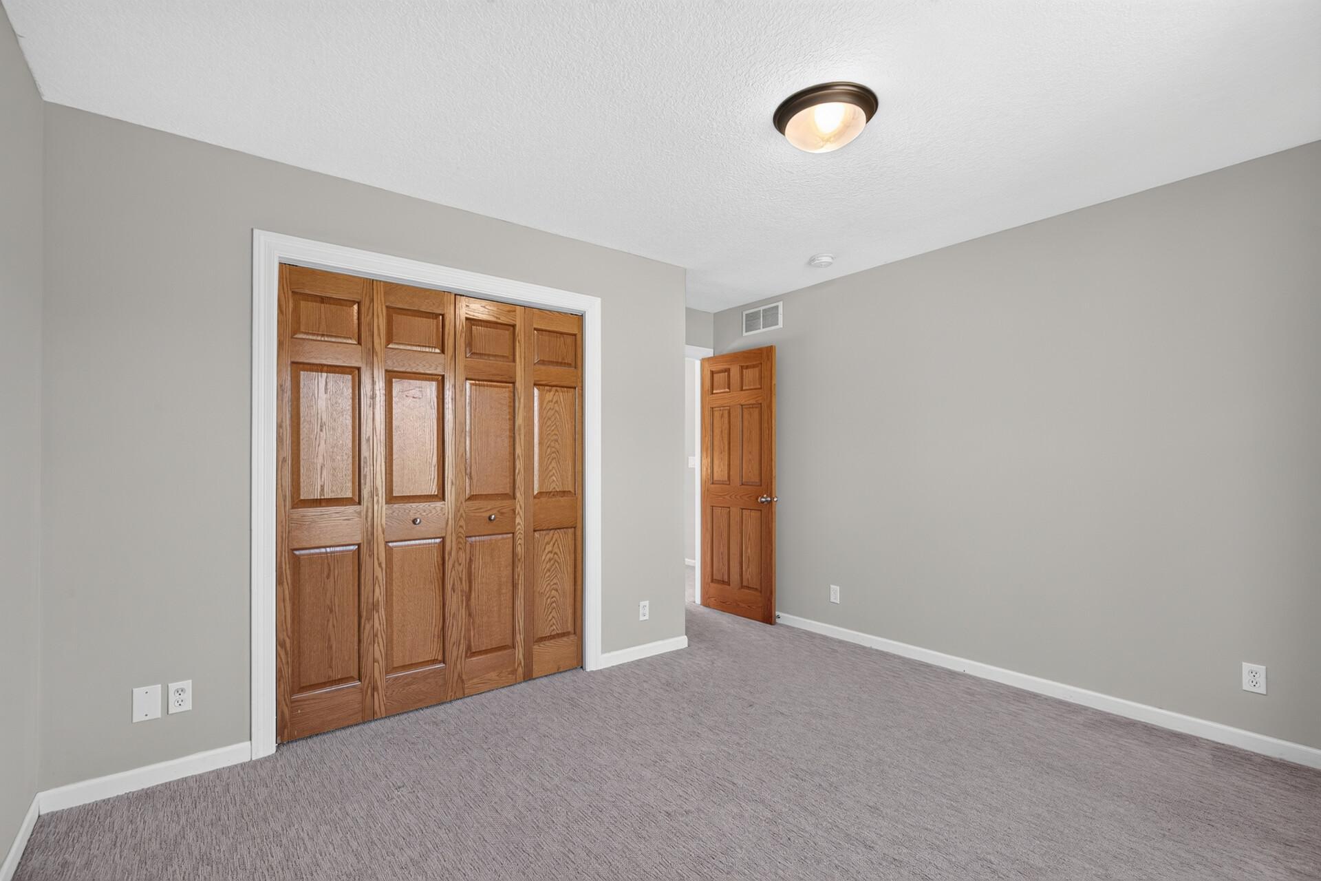 View of Residential at 6206 106th Avenue, Brooklyn Park MN 55443, Brooklyn Park (47 of 72) - Mike Wilen | Minnesota Team Real Estate
