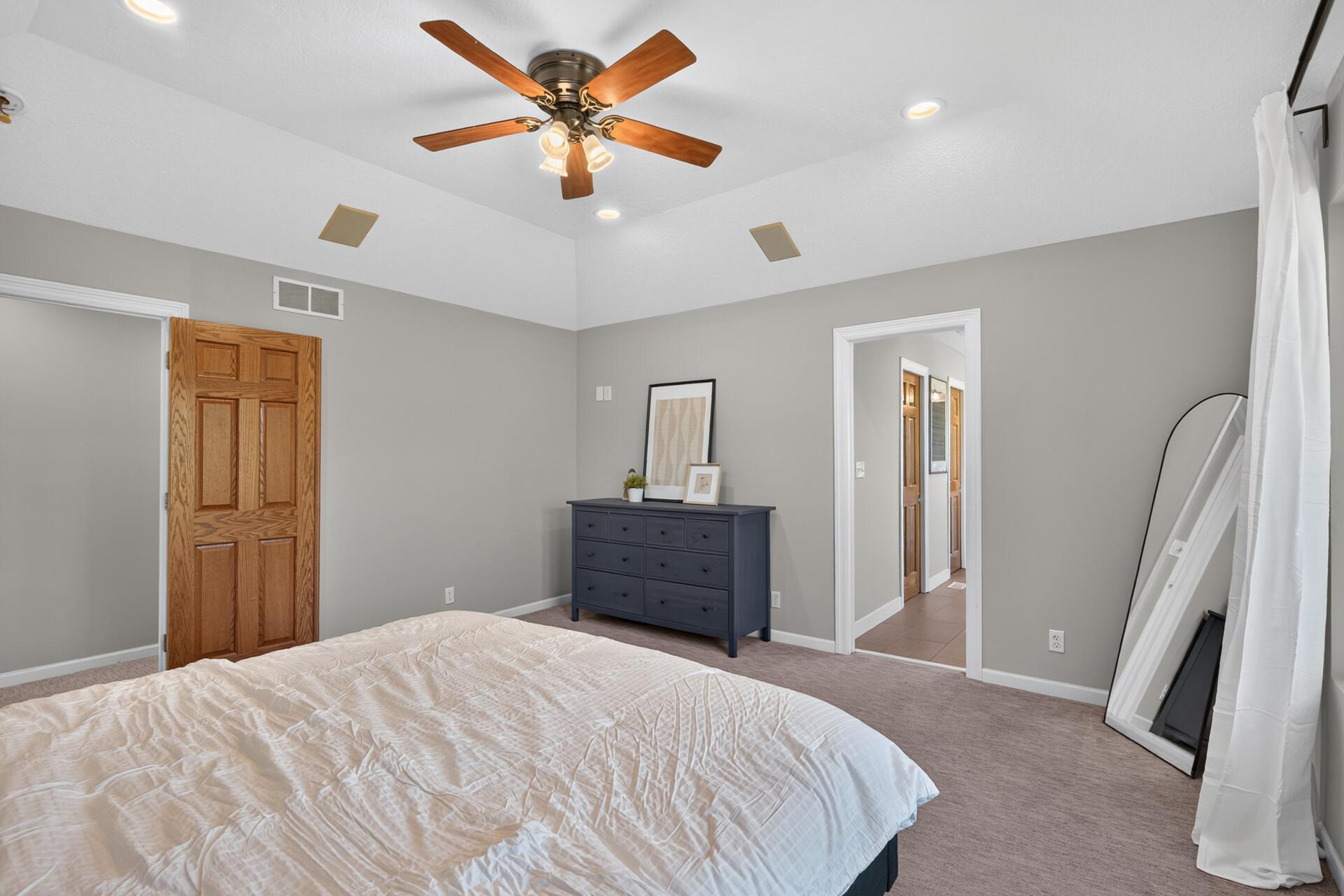 View of Residential at 6206 106th Avenue, Brooklyn Park MN 55443, Brooklyn Park (42 of 72) - Mike Wilen | Minnesota Team Real Estate