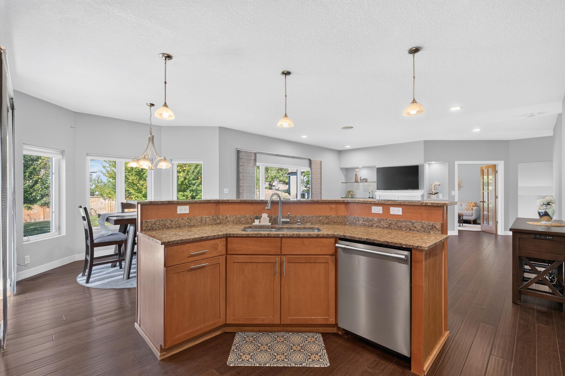 View of Residential at 6206 106th Avenue, Brooklyn Park MN 55443, Brooklyn Park (28 of 72) - Mike Wilen | Minnesota Team Real Estate
