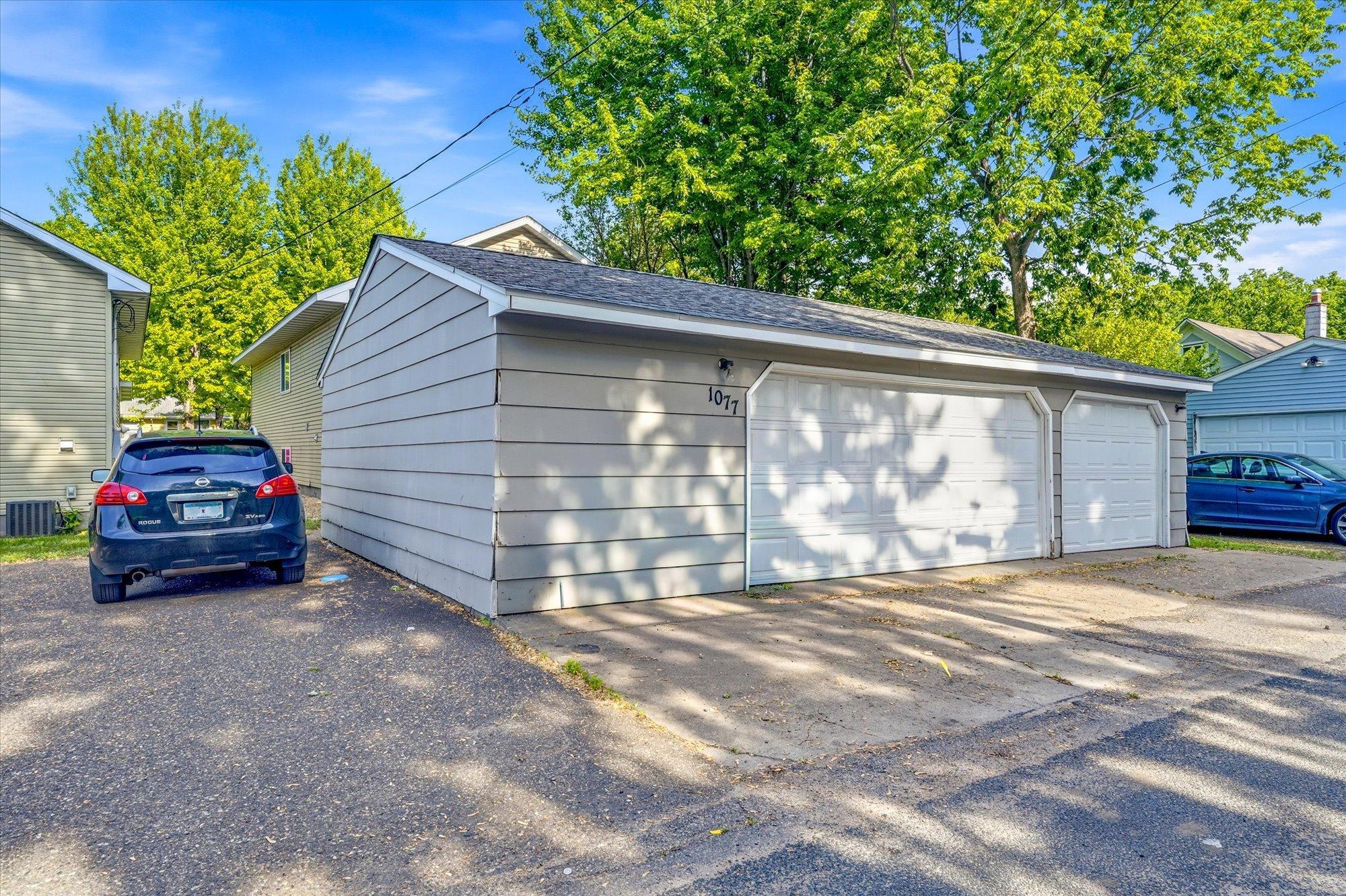 View of Residential at 1077 26th Avenue, Minneapolis MN 55414, Minneapolis (4 of 35) - Mike Wilen | Minnesota Team Real Estate