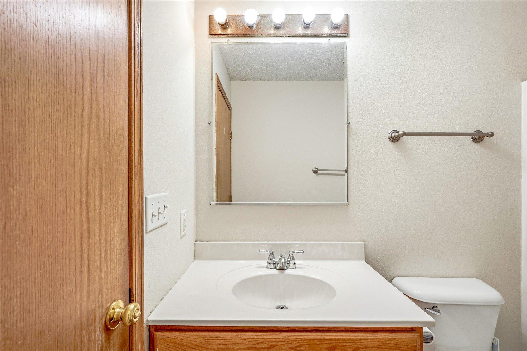 View of Residential at 1077 26th Avenue, Minneapolis MN 55414, Minneapolis (24 of 35) - Mike Wilen | Minnesota Team Real Estate