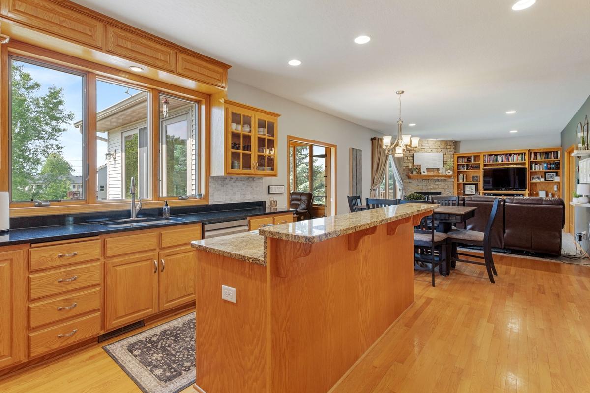 View of Residential at 5721 103rd Avenue, Brooklyn Park MN 55443, Brooklyn Park (3 of 42) - Mike Wilen | Minnesota Team Real Estate