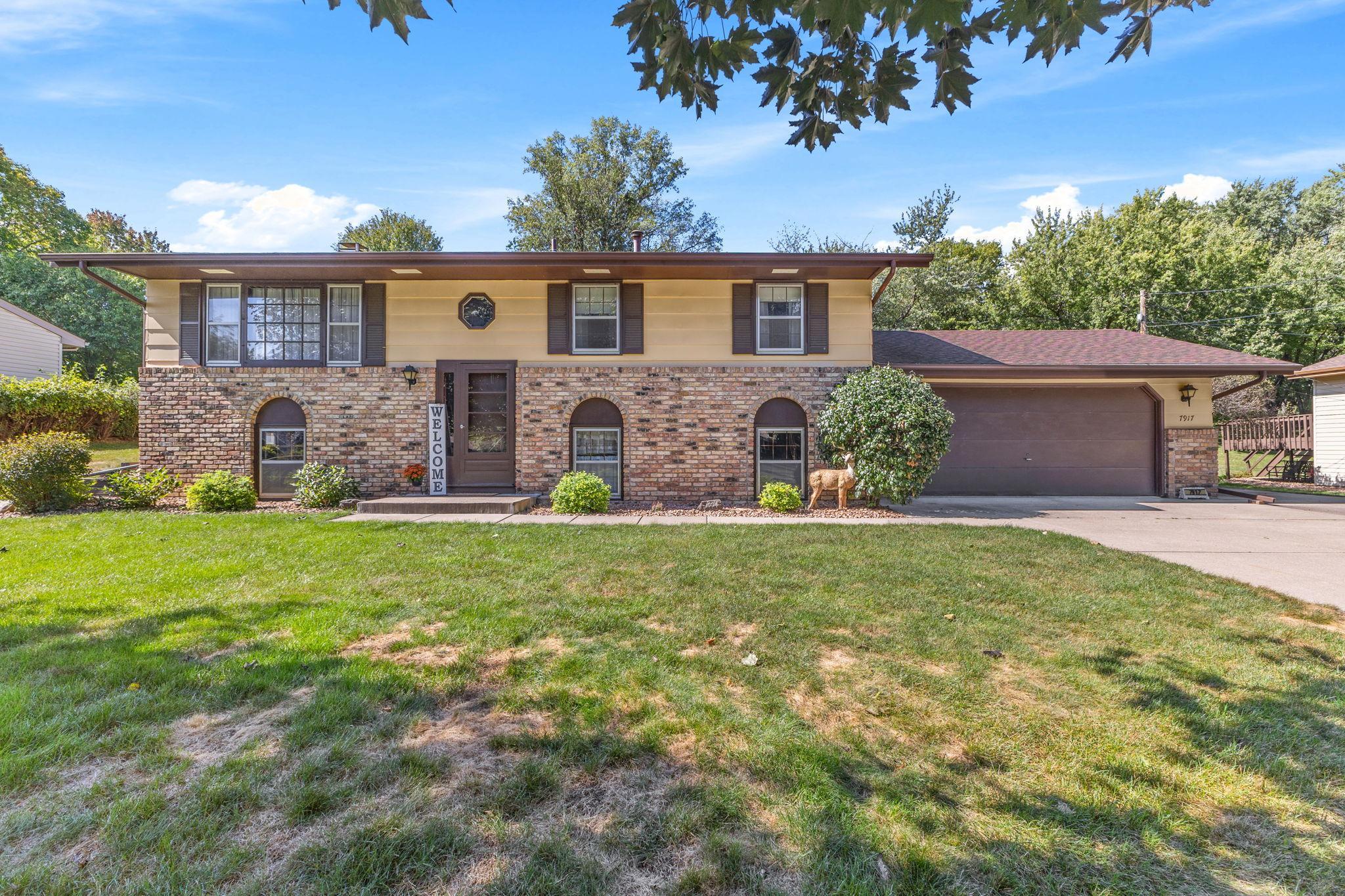 View of Residential at 7917 Mount Curve Boulevard, Brooklyn Park MN 55445, Brooklyn Park (2 of 24) - Mike Wilen | Minnesota Team Real Estate