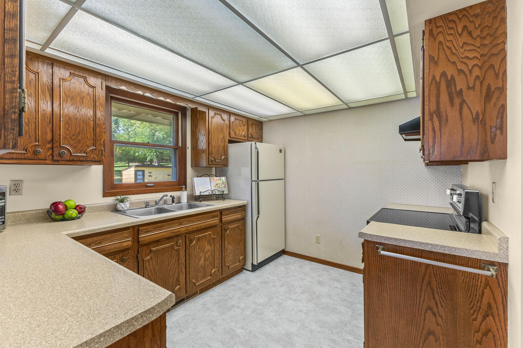 View of Residential at 7917 Mount Curve Boulevard, Brooklyn Park MN 55445, Brooklyn Park (4 of 24) - Mike Wilen | Minnesota Team Real Estate