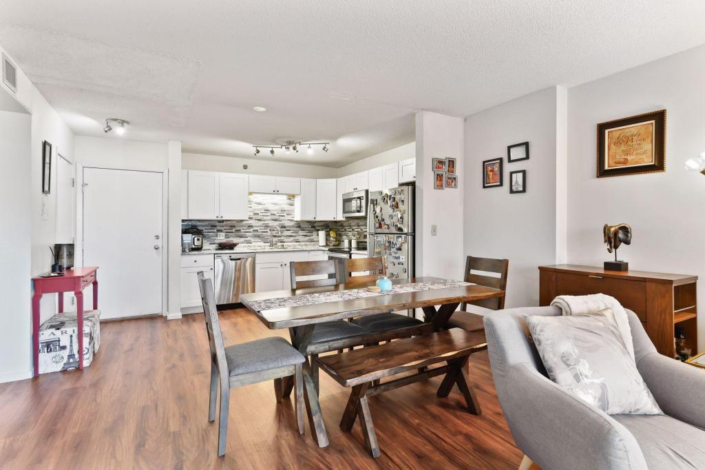View of Residential at 121 Washington Avenue #305, Minneapolis MN 55401, Minneapolis (4 of 41) - Mike Wilen | Minnesota Team Real Estate