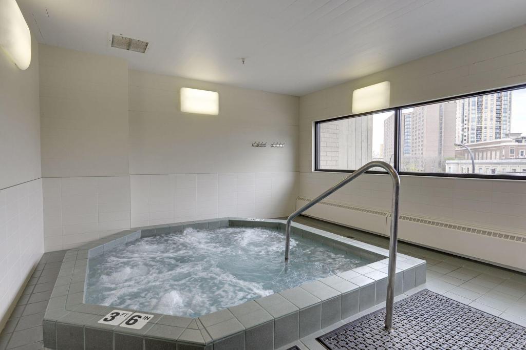 View of Residential at 121 Washington Avenue #305, Minneapolis MN 55401, Minneapolis (24 of 41) - Mike Wilen | Minnesota Team Real Estate