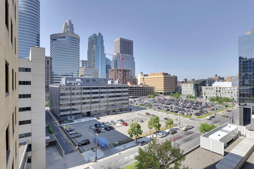 View of Residential at 121 Washington Avenue #305, Minneapolis MN 55401, Minneapolis (33 of 41) - Mike Wilen | Minnesota Team Real Estate