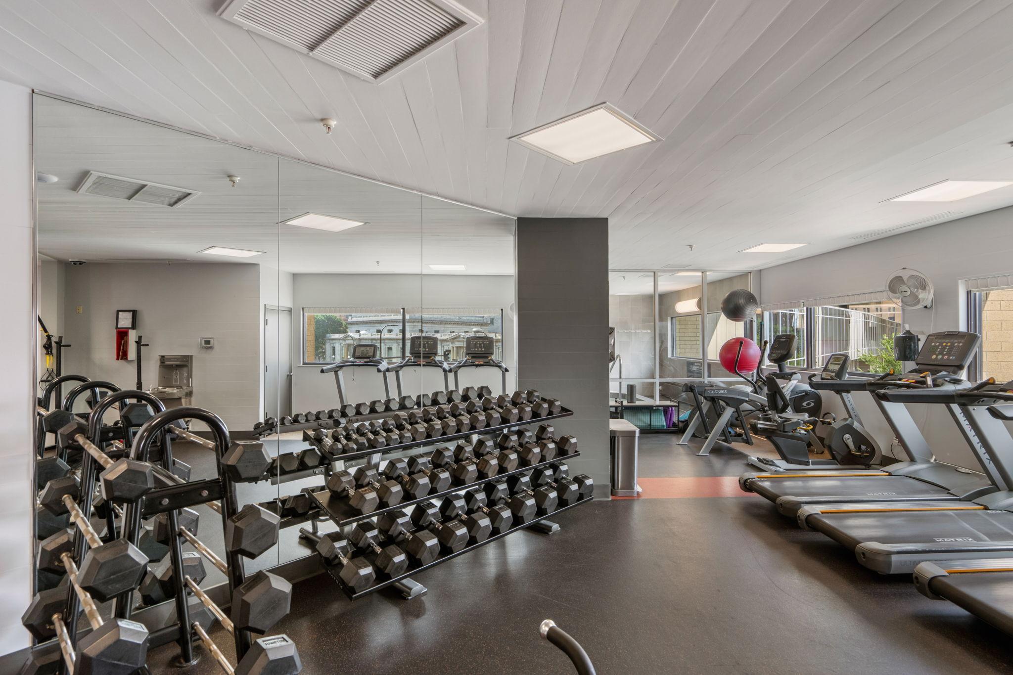 View of Residential at 121 Washington Avenue #305, Minneapolis MN 55401, Minneapolis (83 of 85) - Mike Wilen | Minnesota Team Real Estate