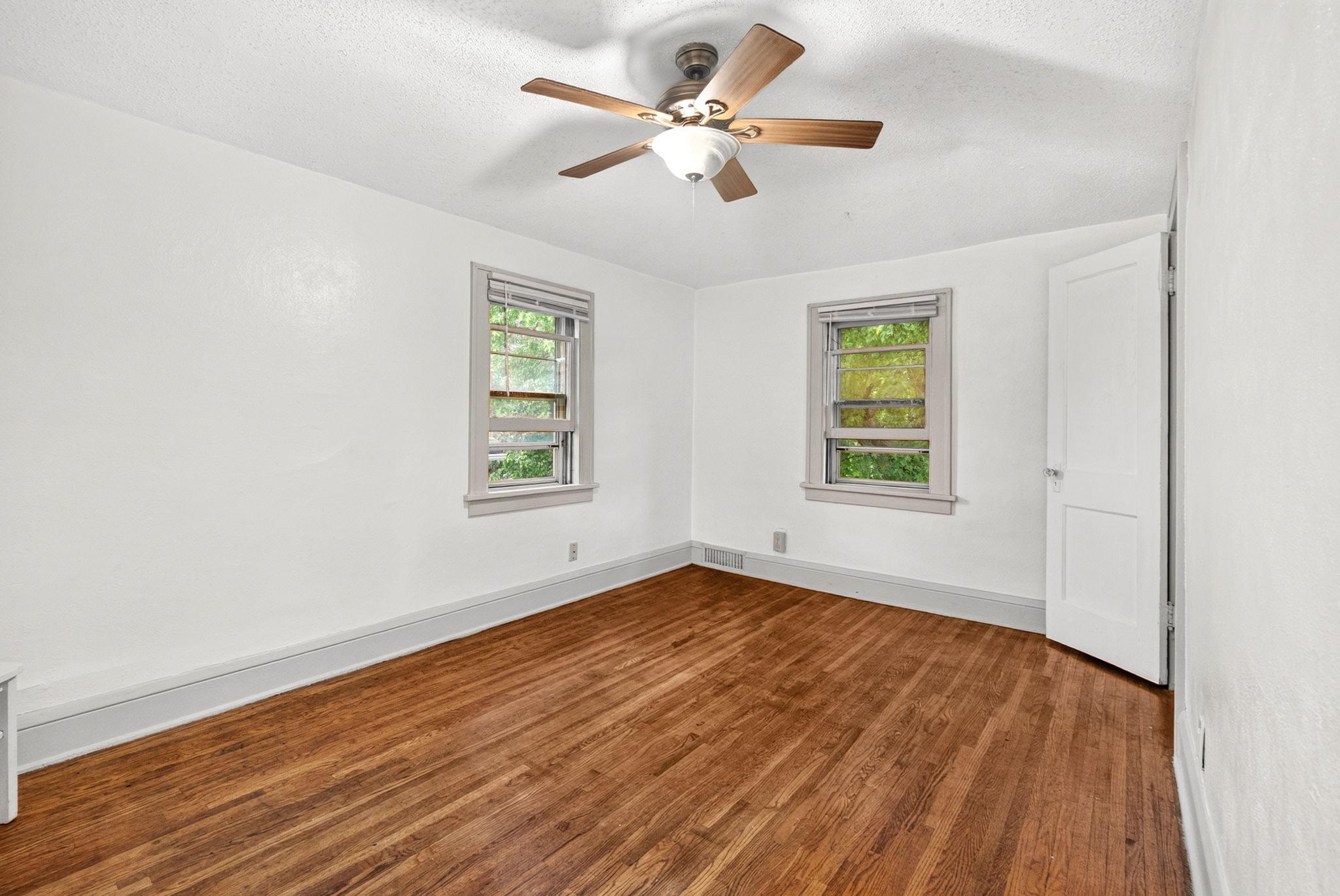 View of Residential Income at 1724 Malvern Street, Lauderdale MN 55113, Lauderdale (35 of 43) - Mike Wilen | Minnesota Team Real Estate