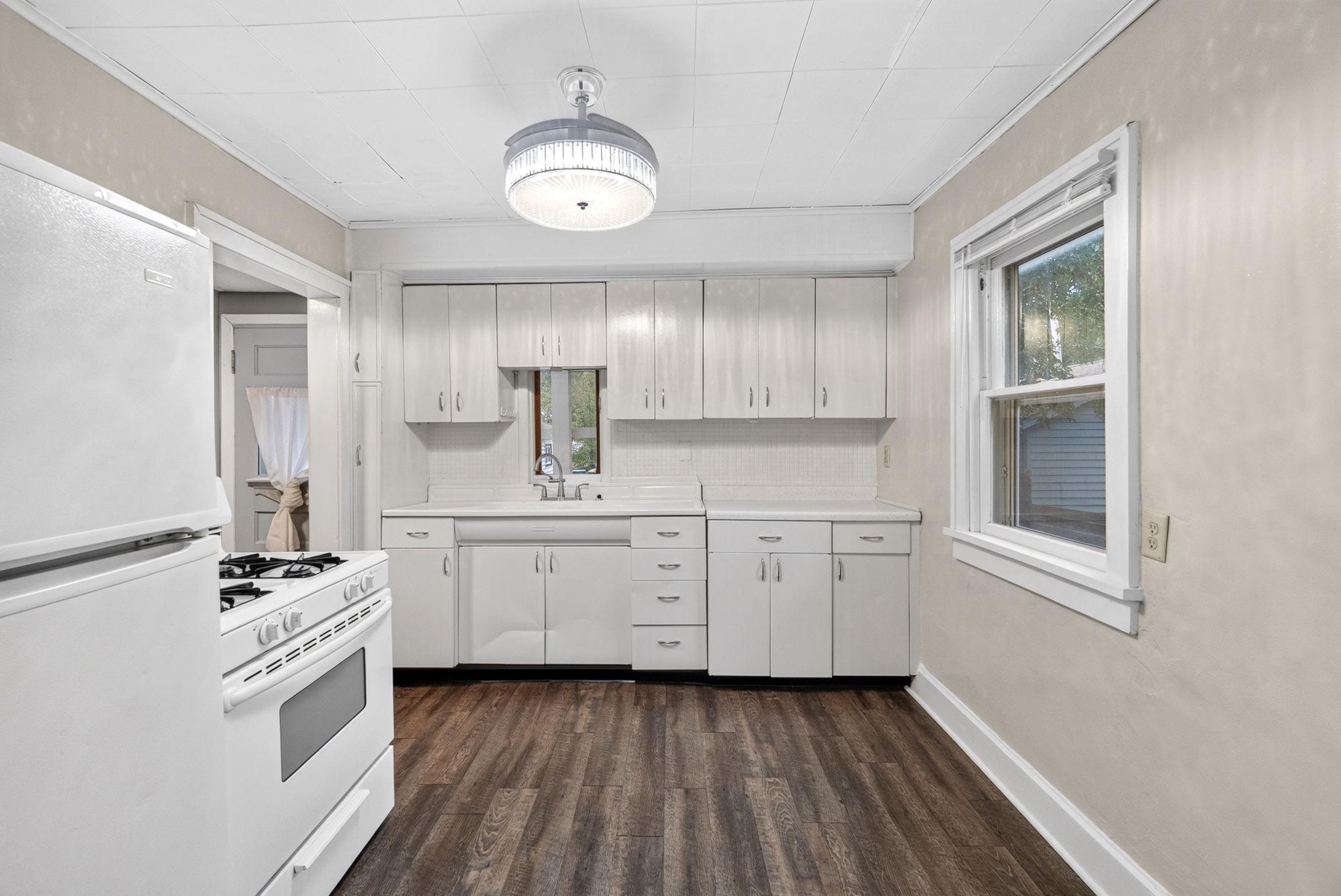 View of Residential Income at 1724 Malvern Street, Lauderdale MN 55113, Lauderdale (9 of 43) - Mike Wilen | Minnesota Team Real Estate