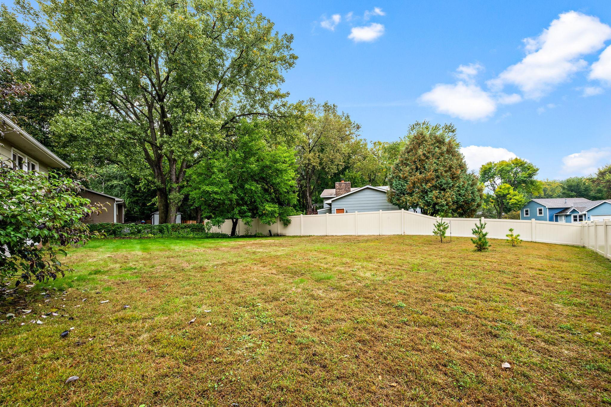 View of Residential at 631 Bighorn Drive, Chanhassen MN 55317, Chanhassen (24 of 25) - Mike Wilen | Minnesota Team Real Estate