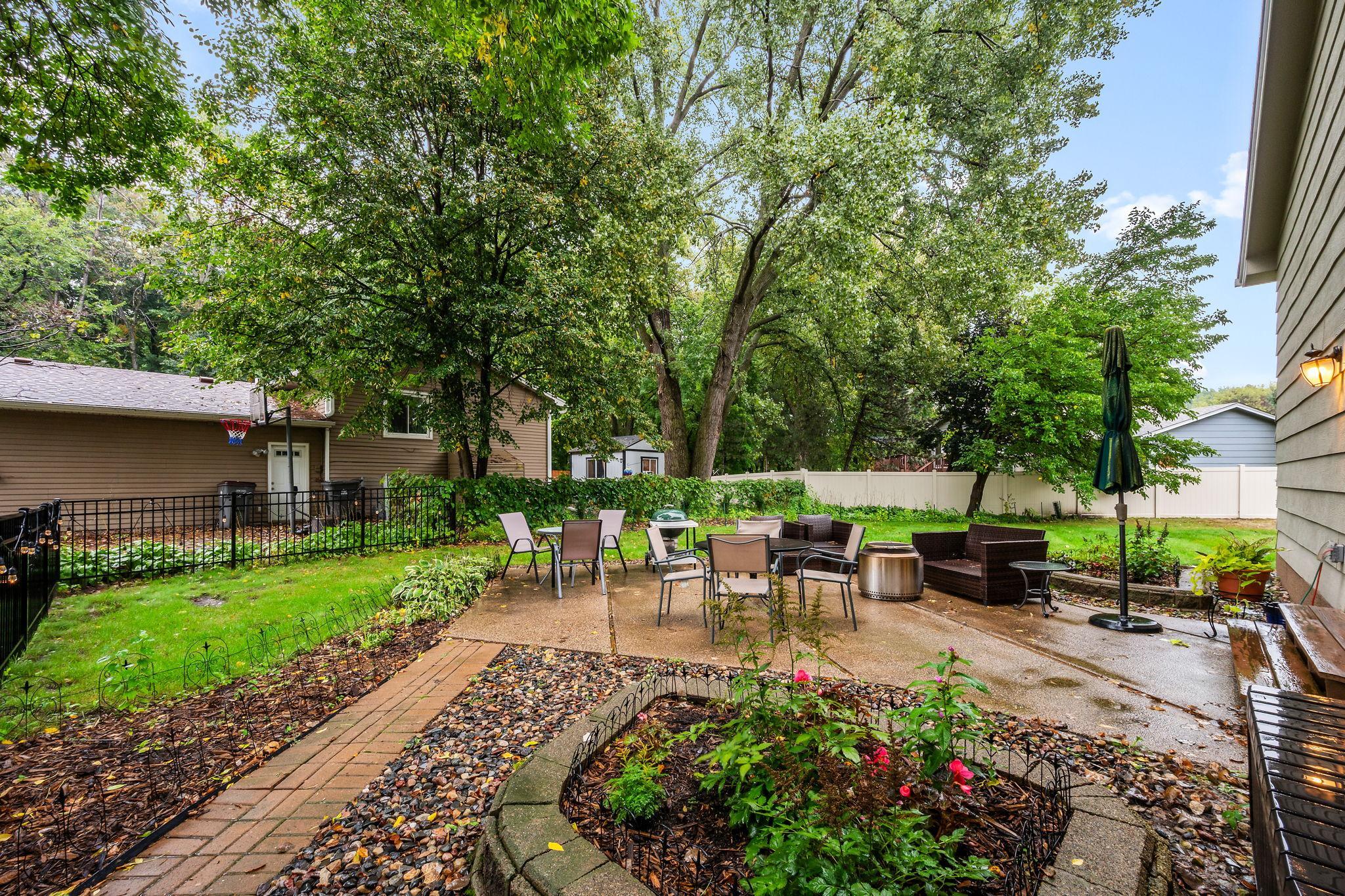 View of Residential at 631 Bighorn Drive, Chanhassen MN 55317, Chanhassen (19 of 25) - Mike Wilen | Minnesota Team Real Estate