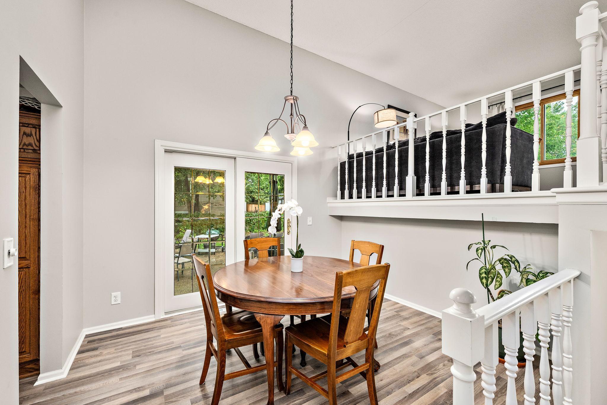 View of Residential at 631 Bighorn Drive, Chanhassen MN 55317, Chanhassen (4 of 25) - Mike Wilen | Minnesota Team Real Estate