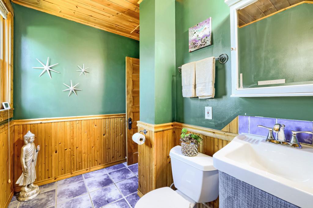 View of Residential at 1101 23rd Avenue, Minneapolis MN 55414, Minneapolis (17 of 34) - Mike Wilen | Minnesota Team Real Estate