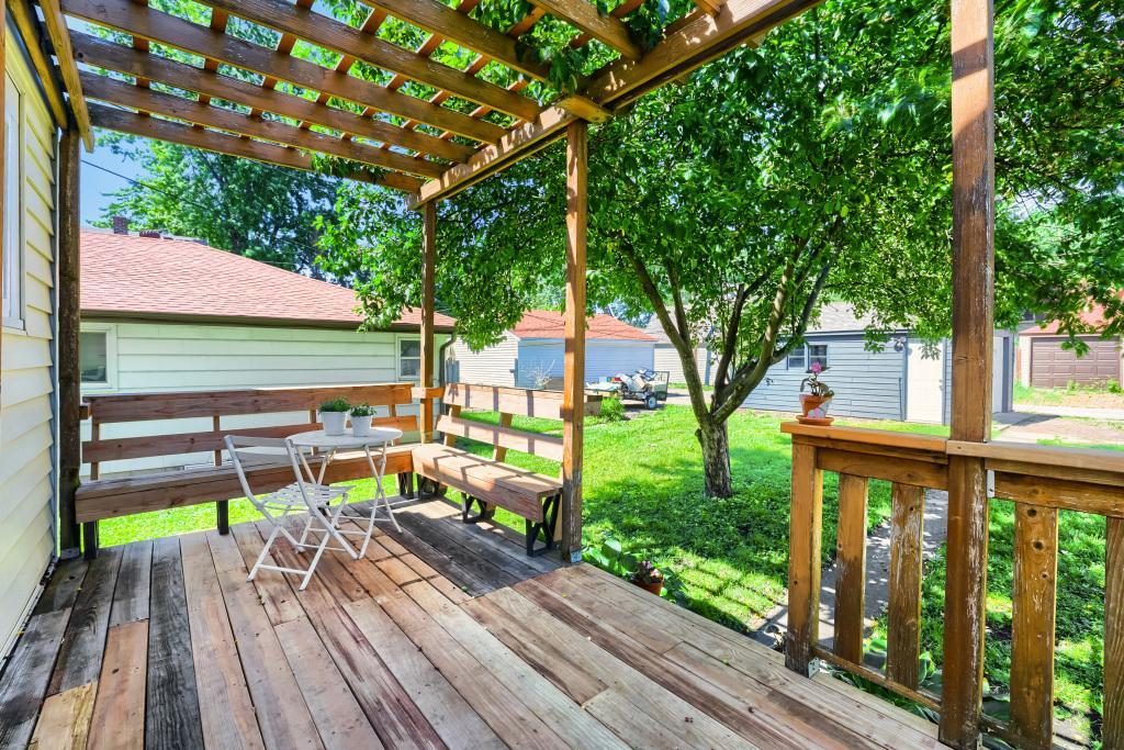View of Residential at 1101 23rd Avenue, Minneapolis MN 55414, Minneapolis (23 of 34) - Mike Wilen | Minnesota Team Real Estate
